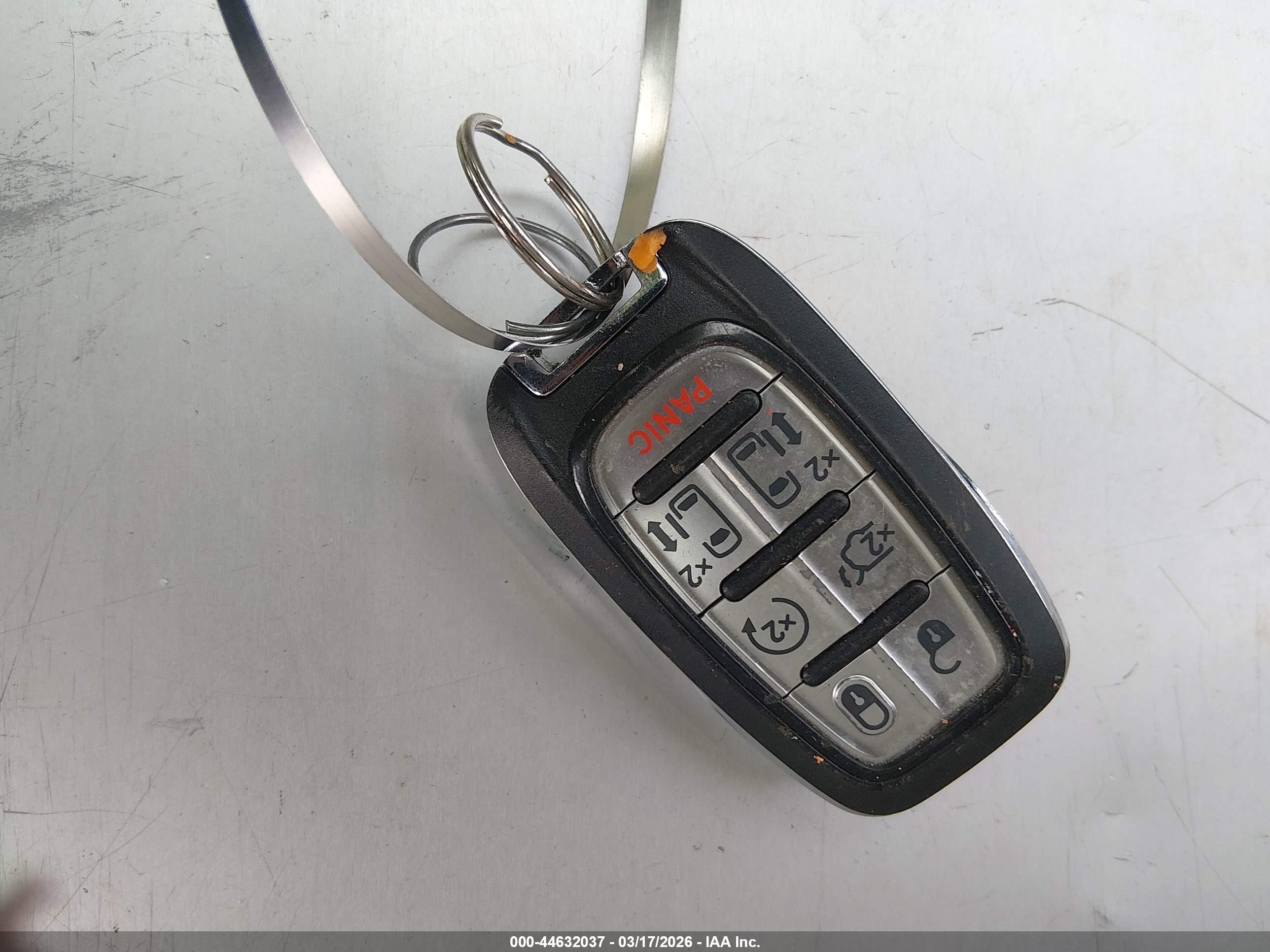 CHRYSLER VOYAGER image 11