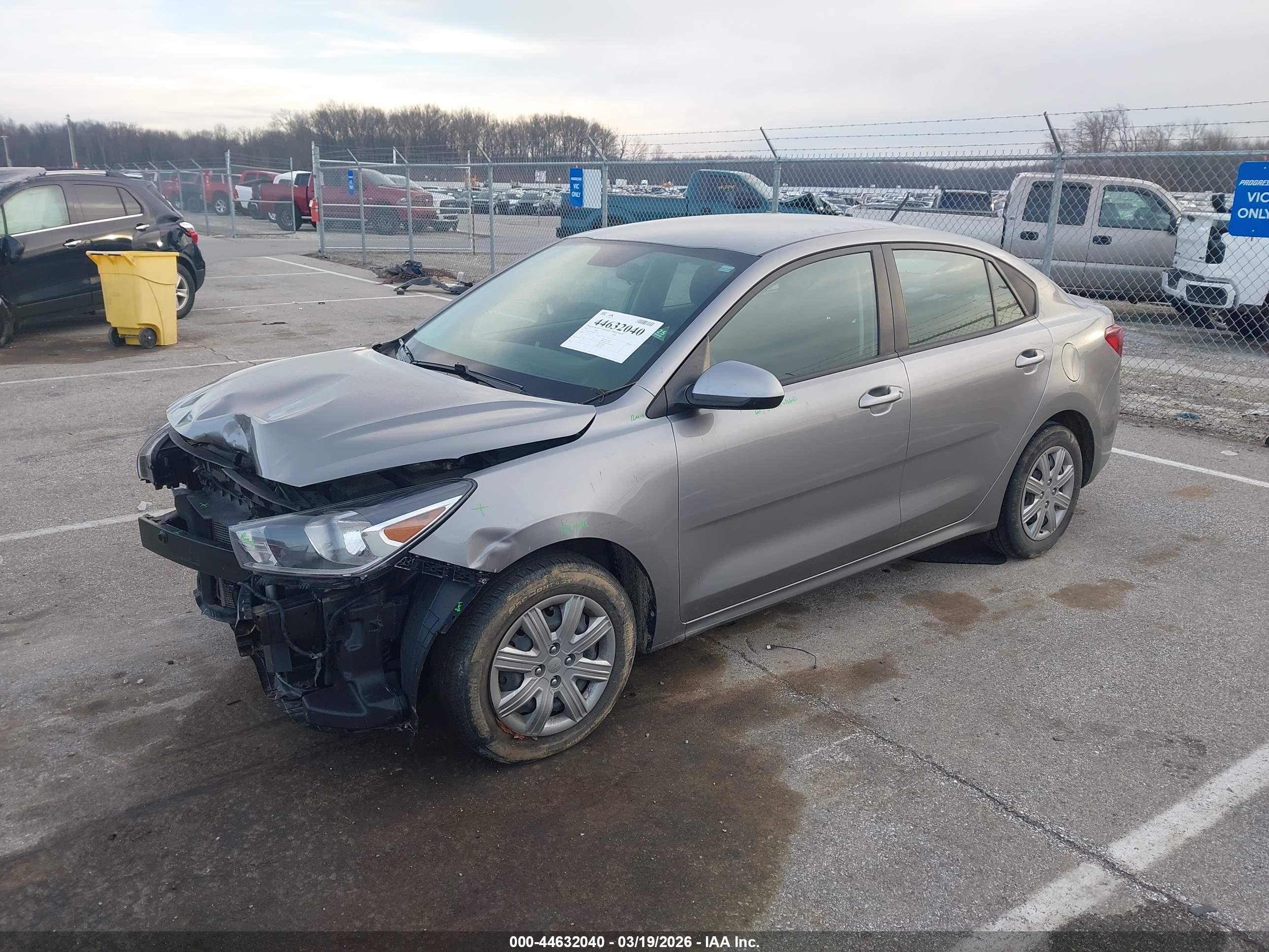 KIA RIO image 2