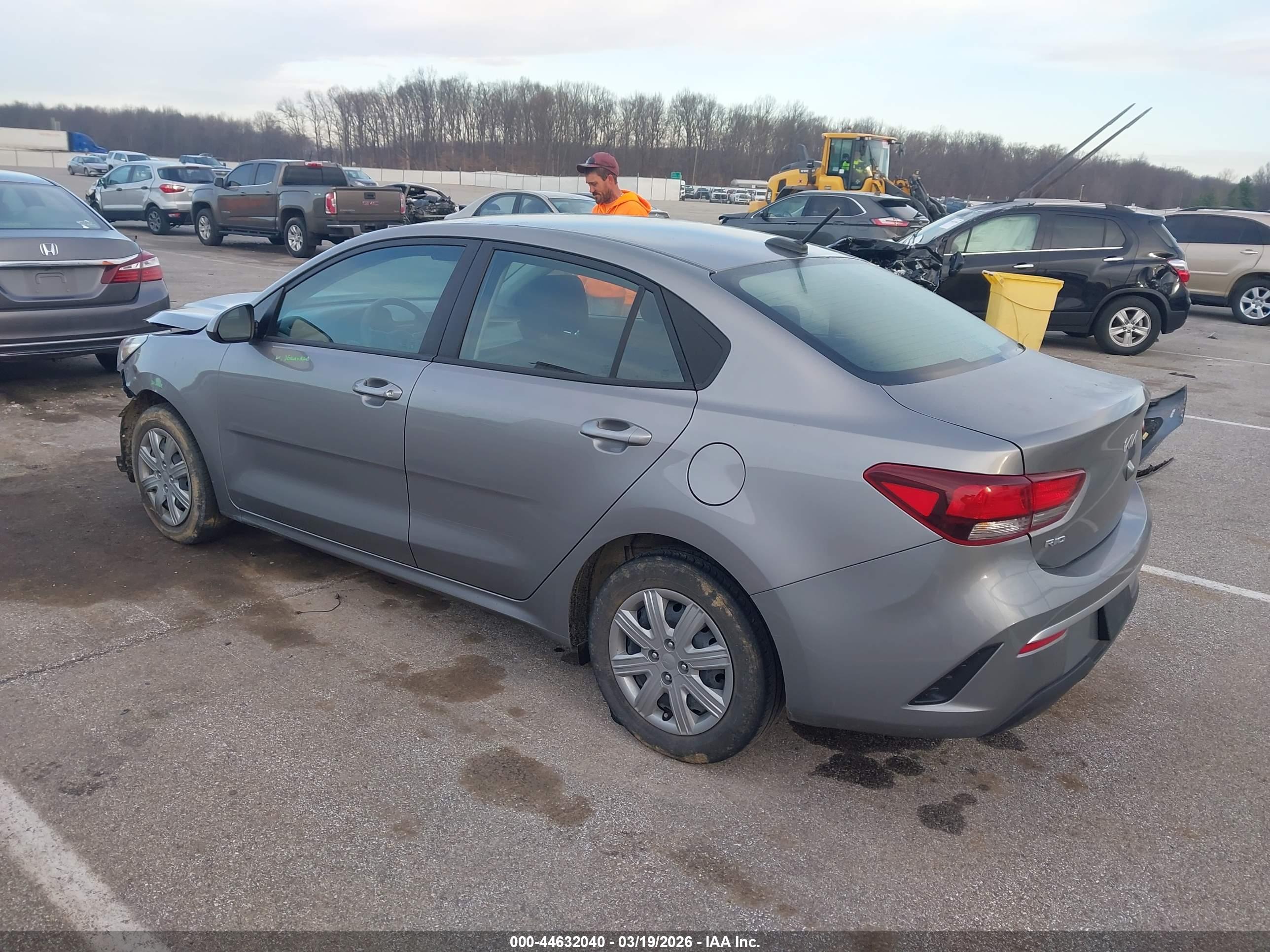 KIA RIO image 3