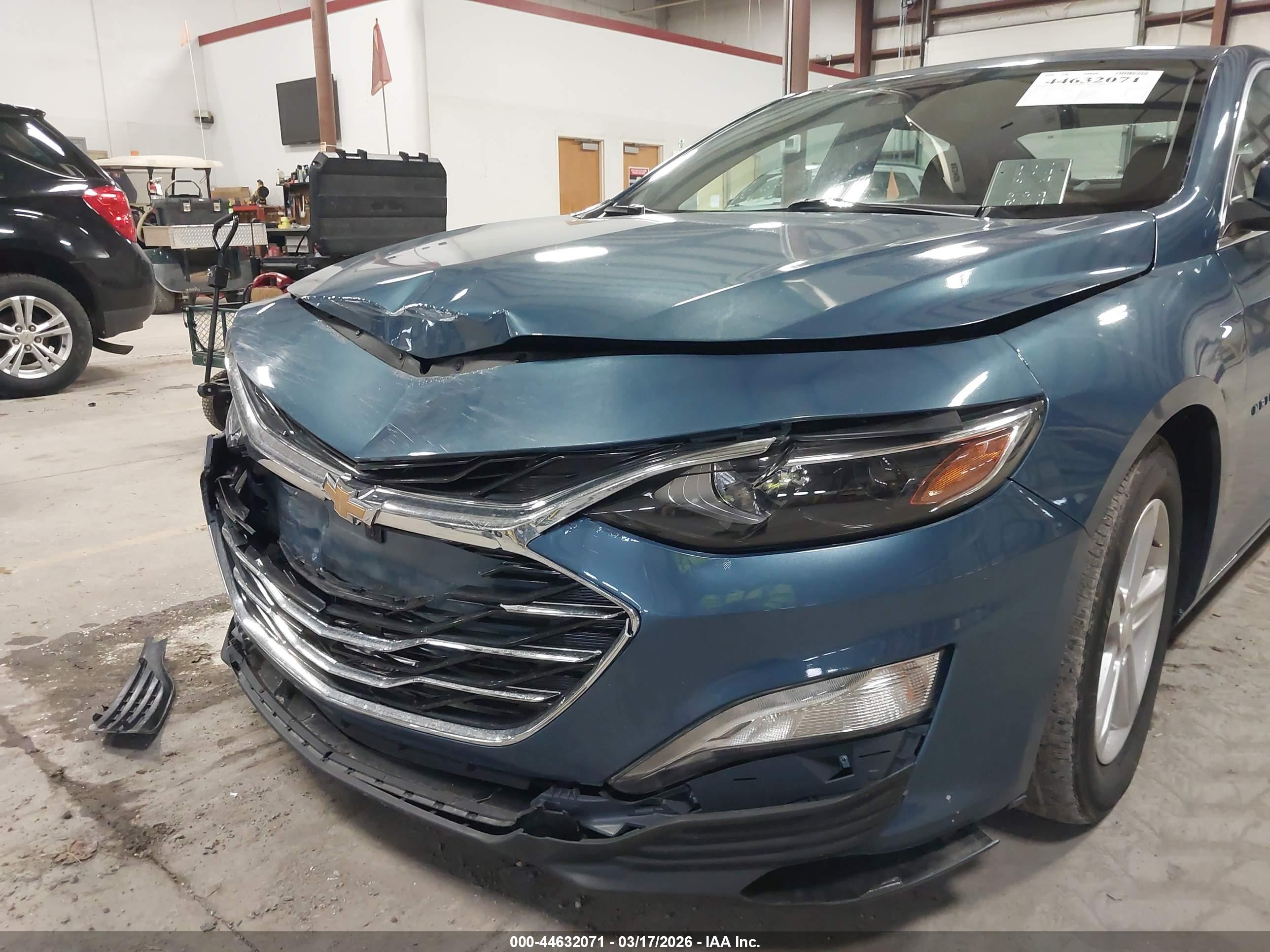 CHEVROLET MALIBU image 6
