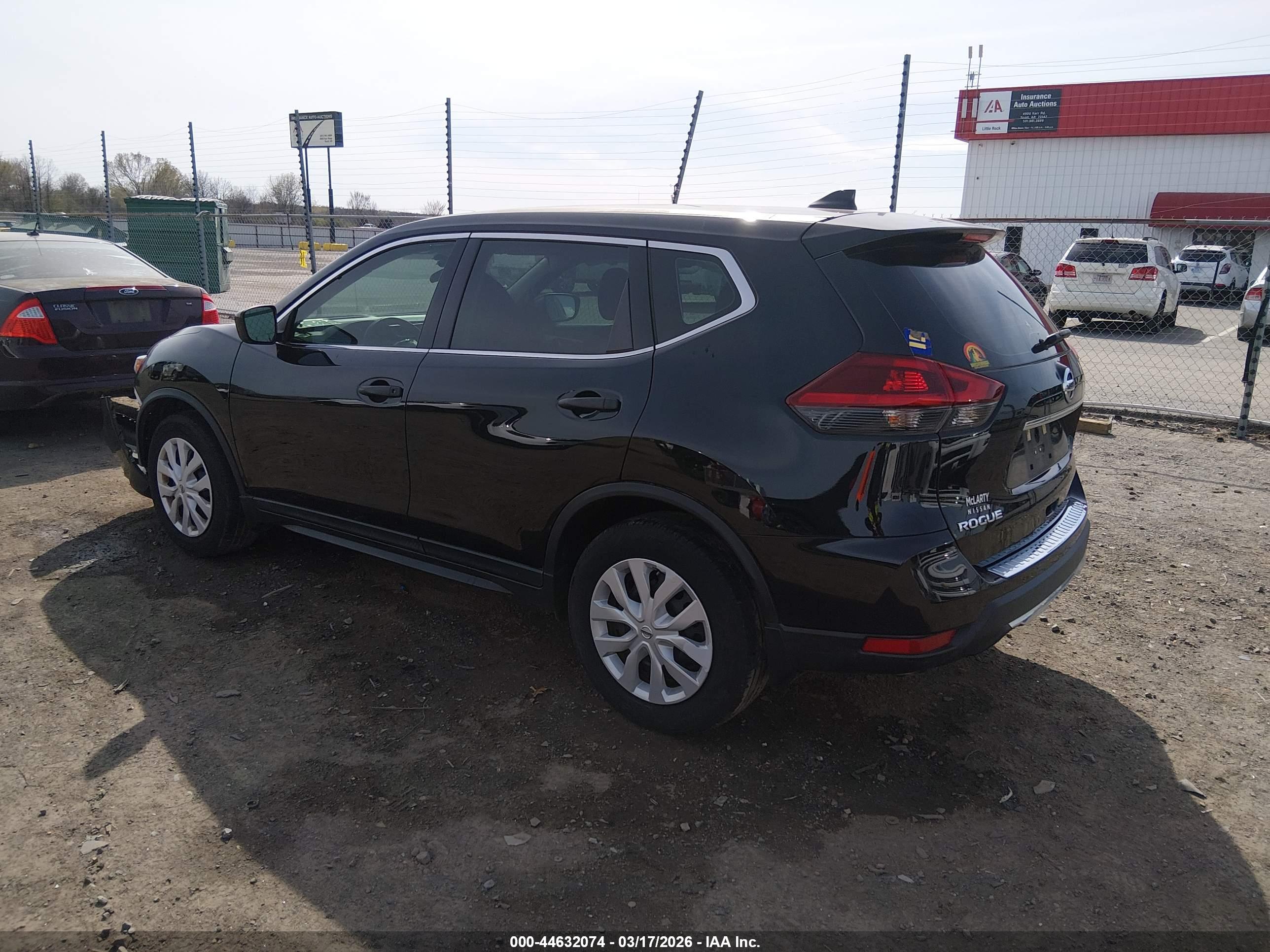 NISSAN ROGUE image 3