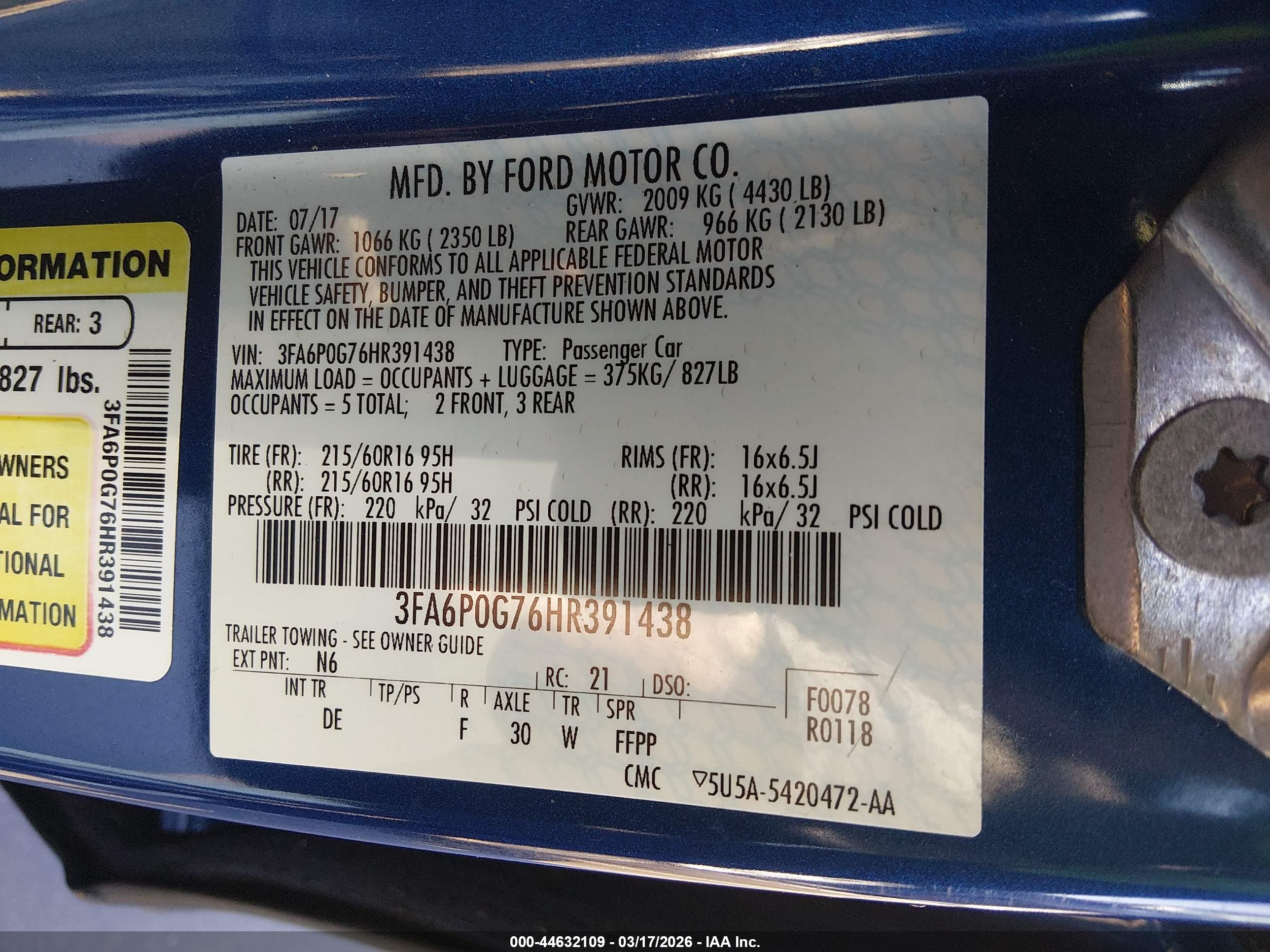 FORD FUSION image 9