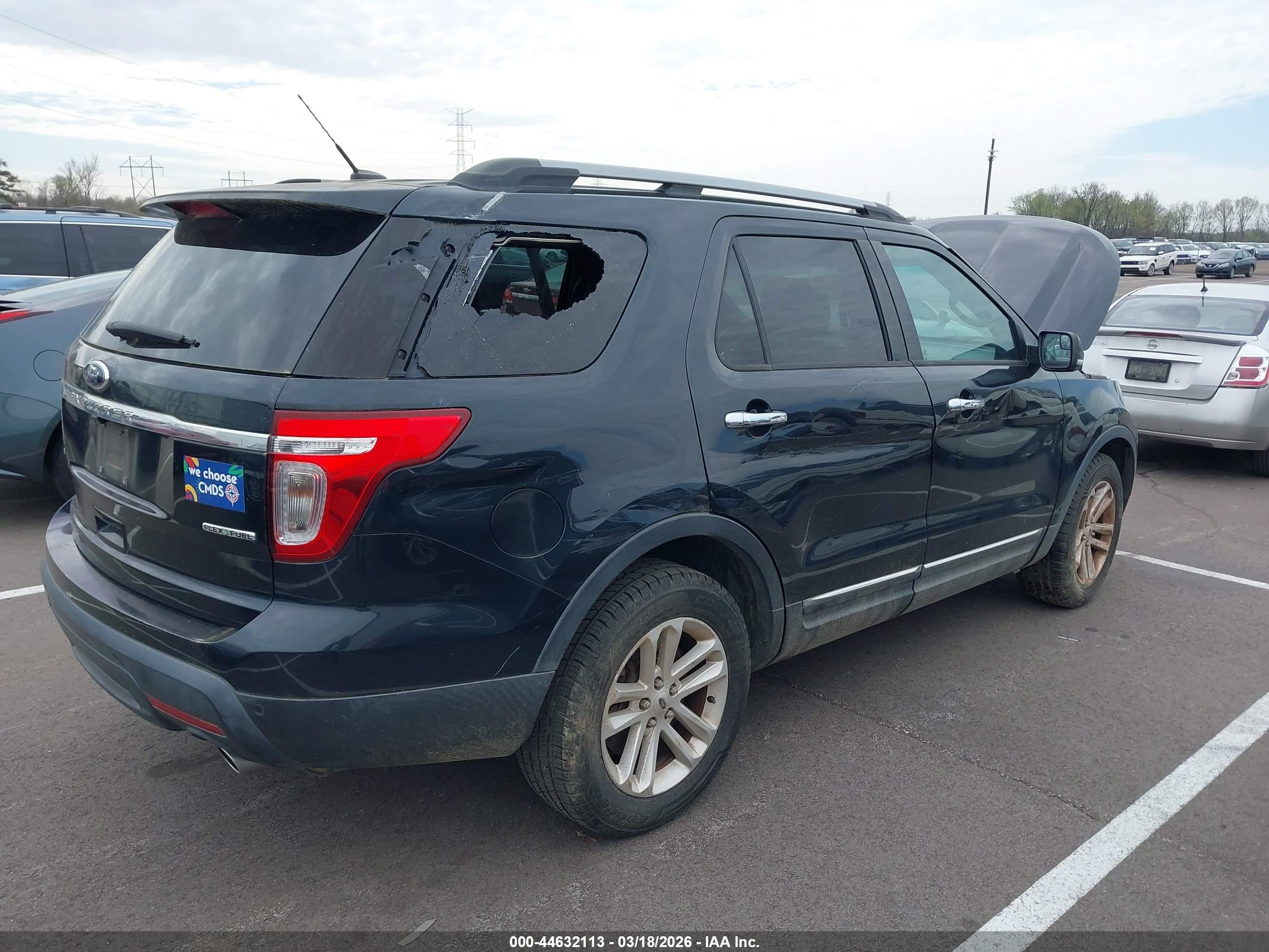 FORD EXPLORER image 6