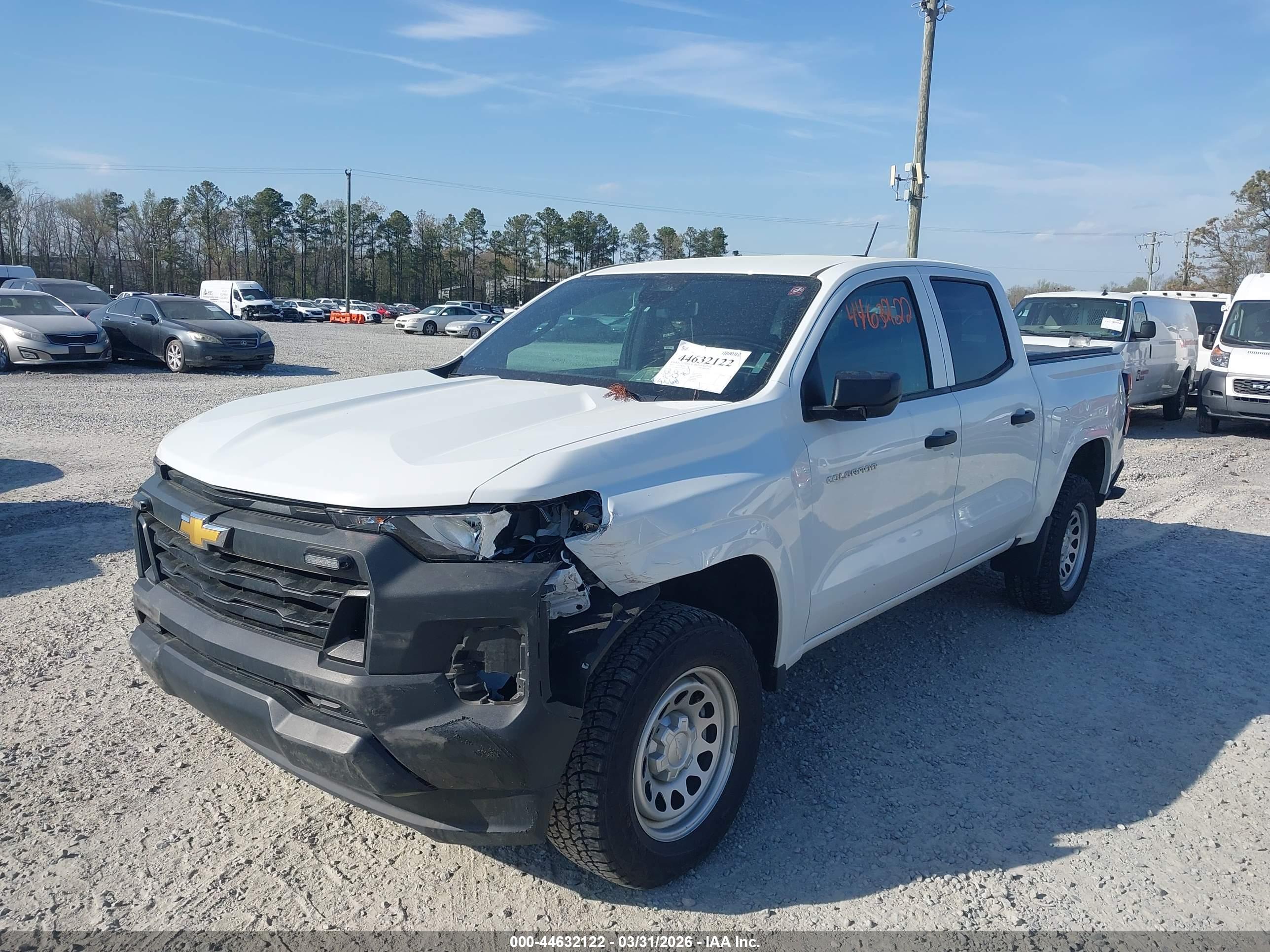 CHEVROLET COLORADO image 2