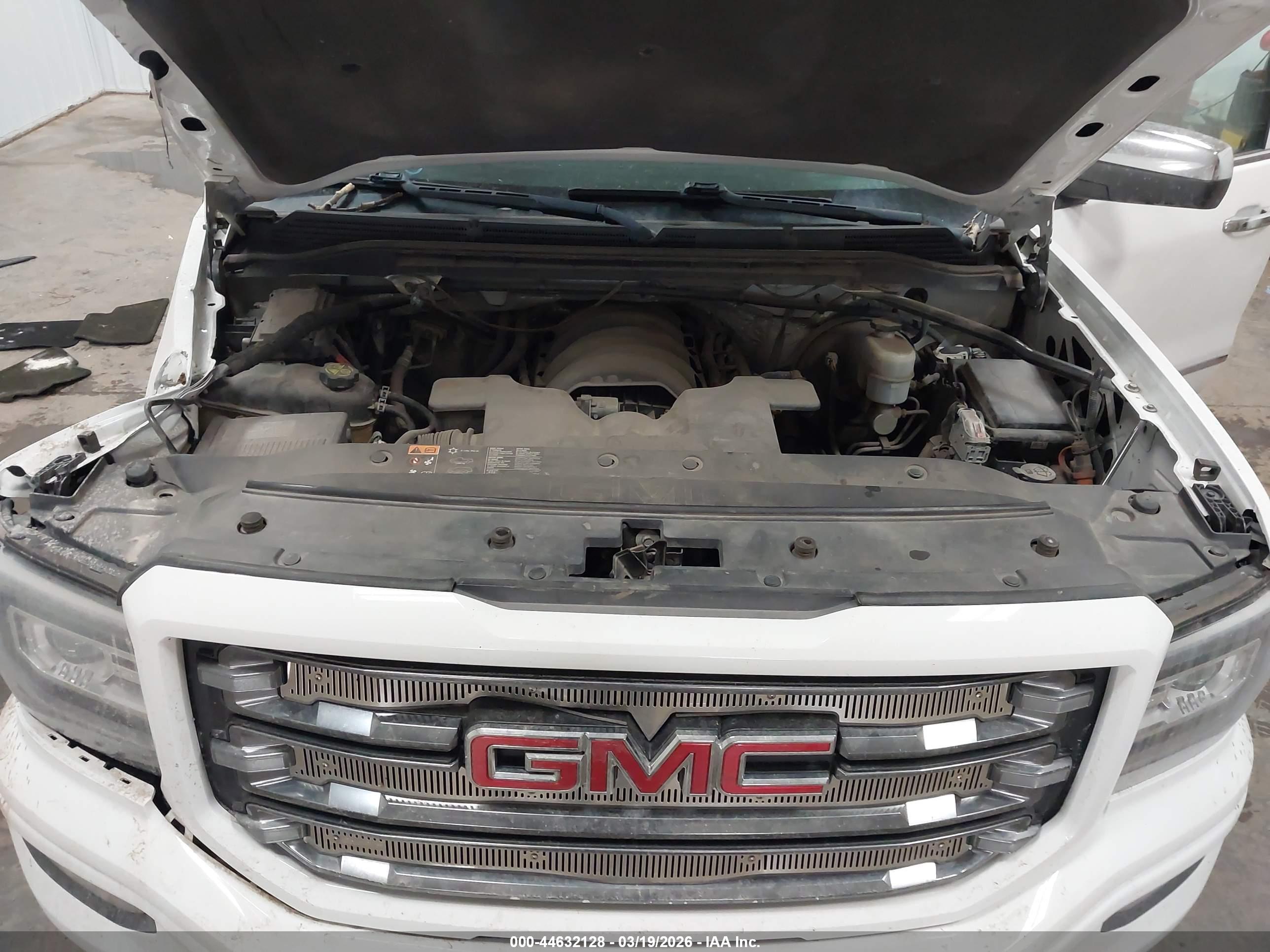 GMC SIERRA image 10