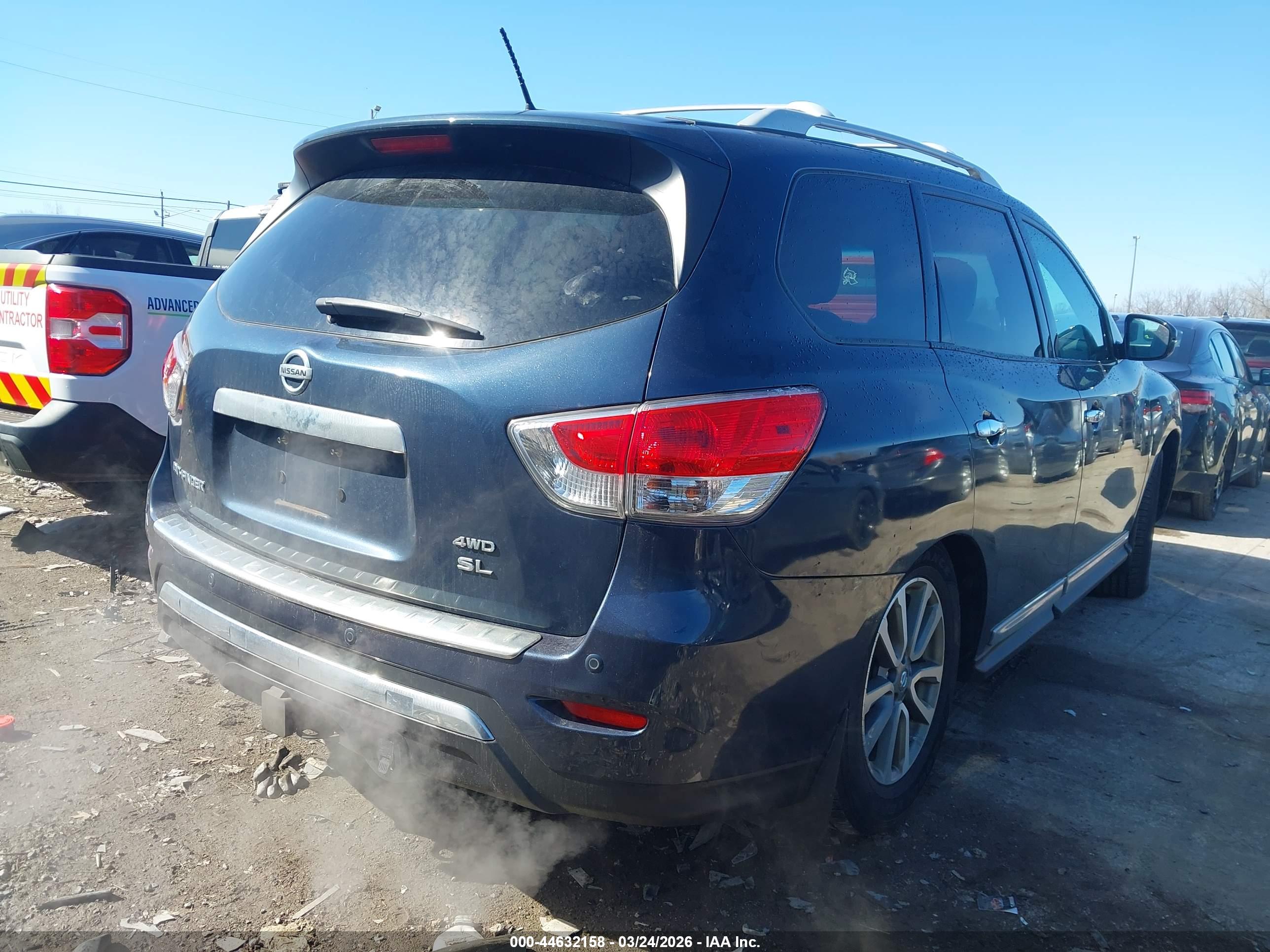 NISSAN PATHFINDER image 4