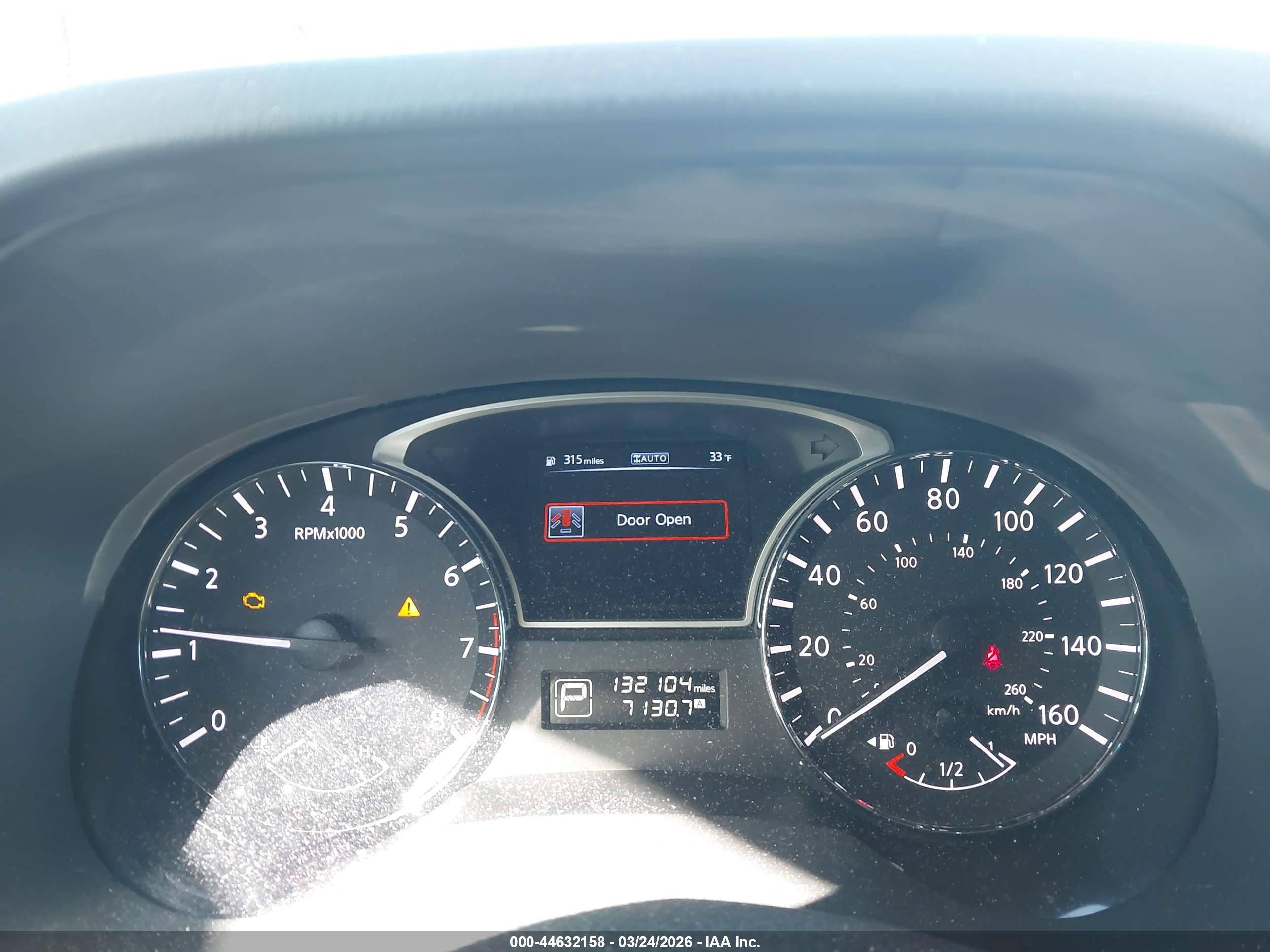 NISSAN PATHFINDER image 7