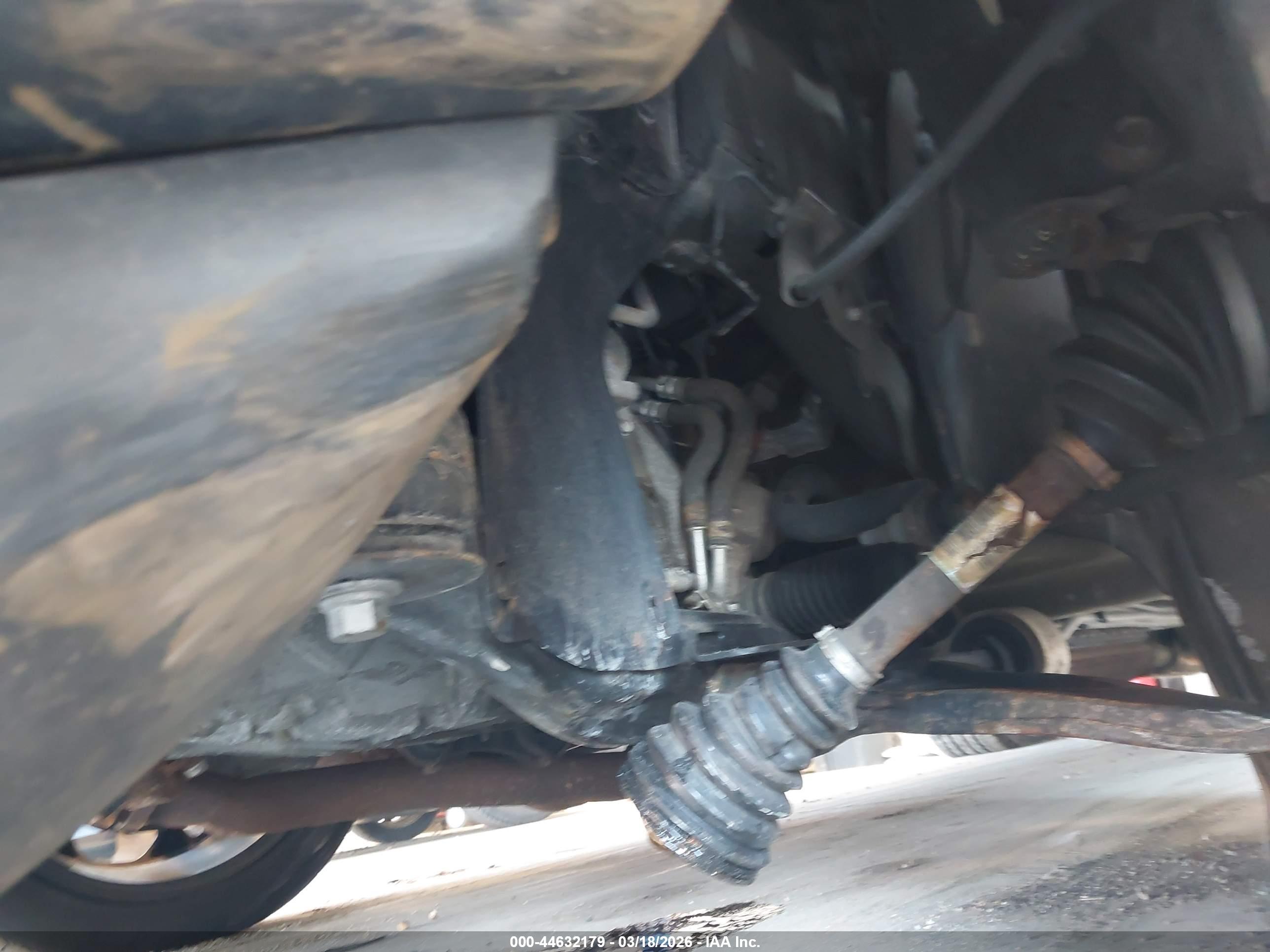 FORD EXPLORER image 6