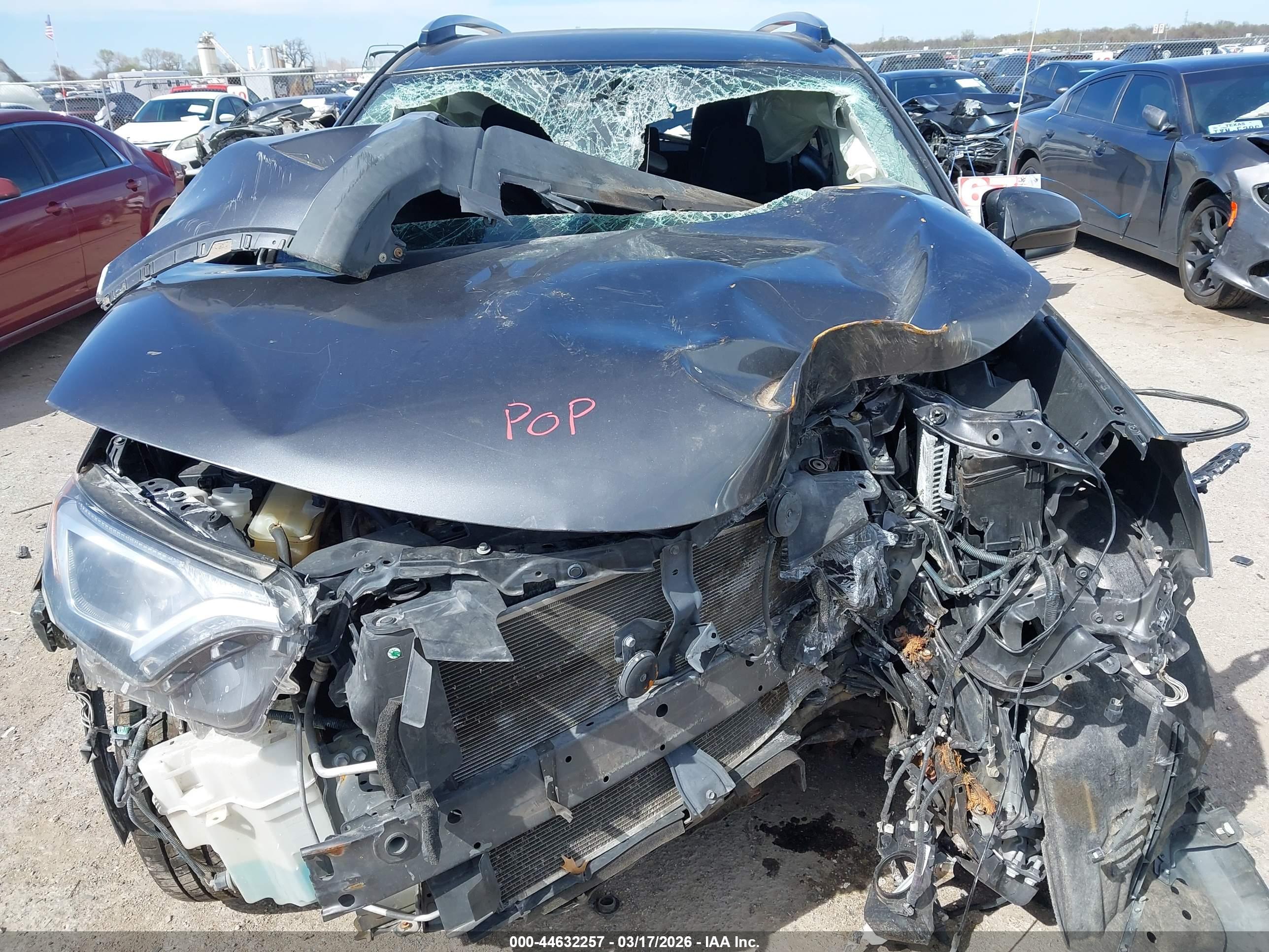 TOYOTA RAV4 image 6