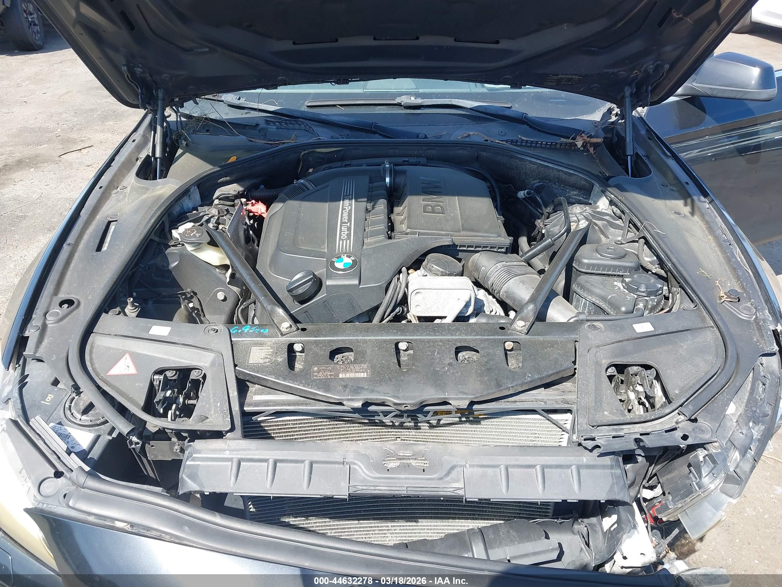 BMW 535I image 10