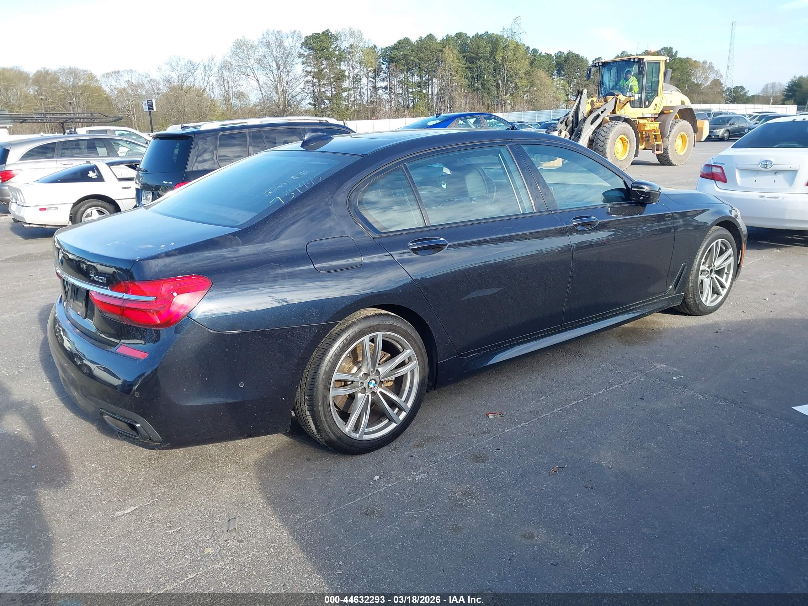 BMW 740I image 4