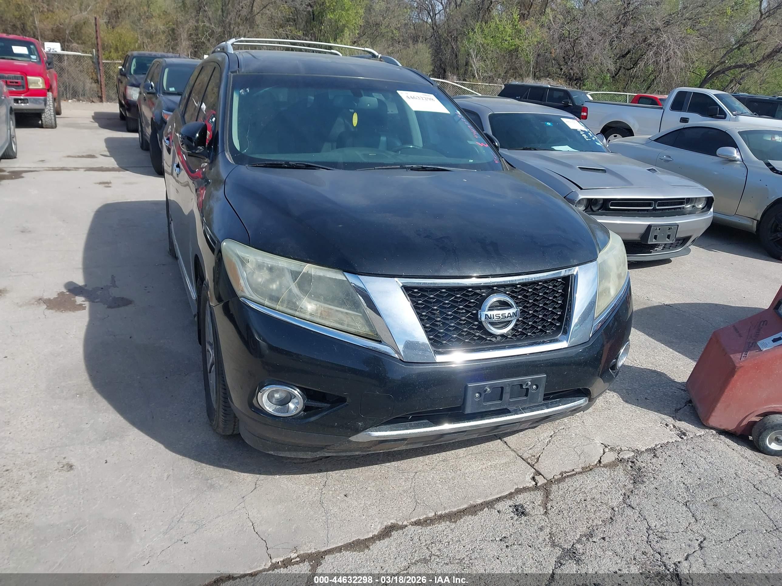 NISSAN PATHFINDER image 6