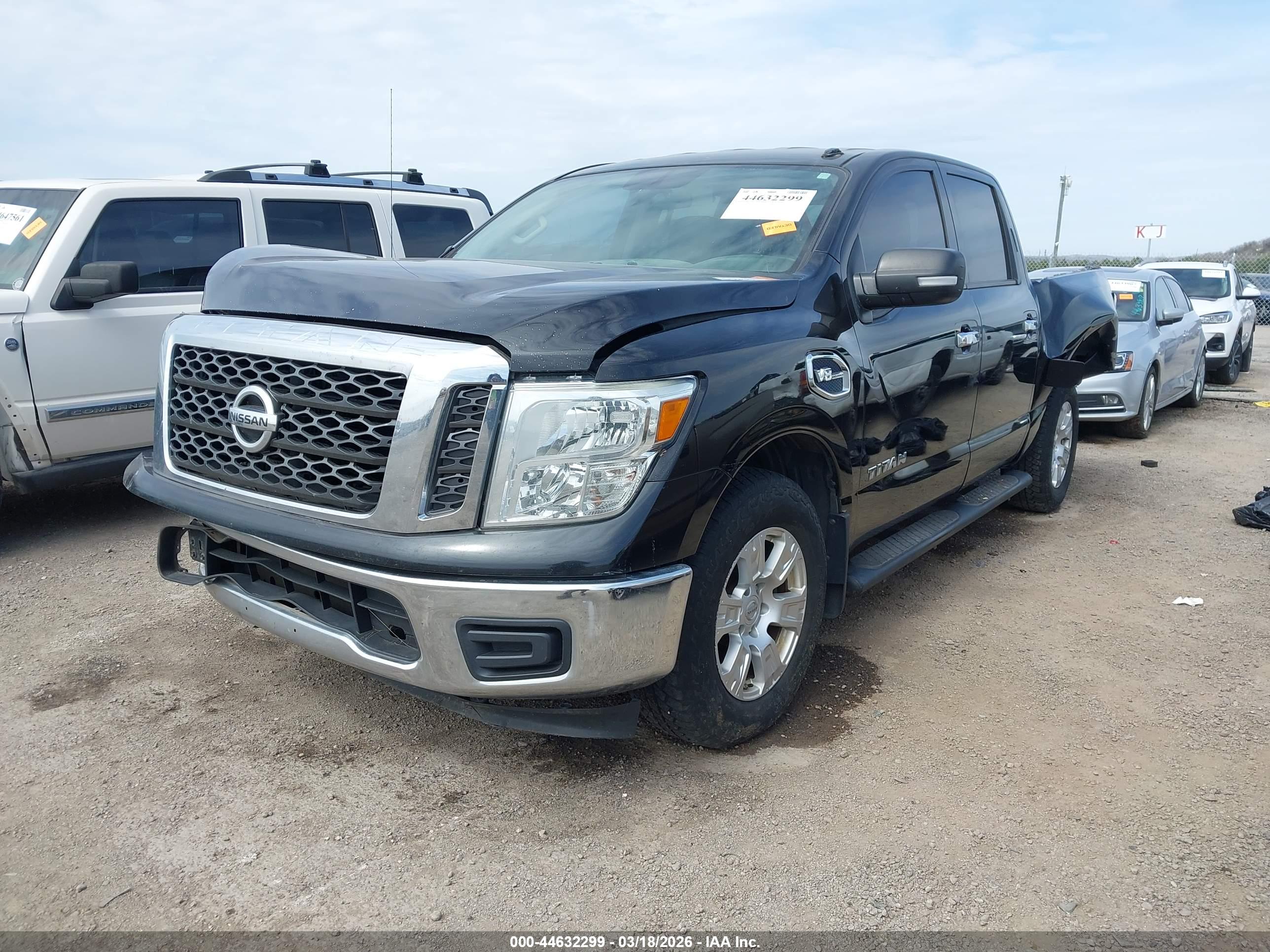NISSAN TITAN image 2