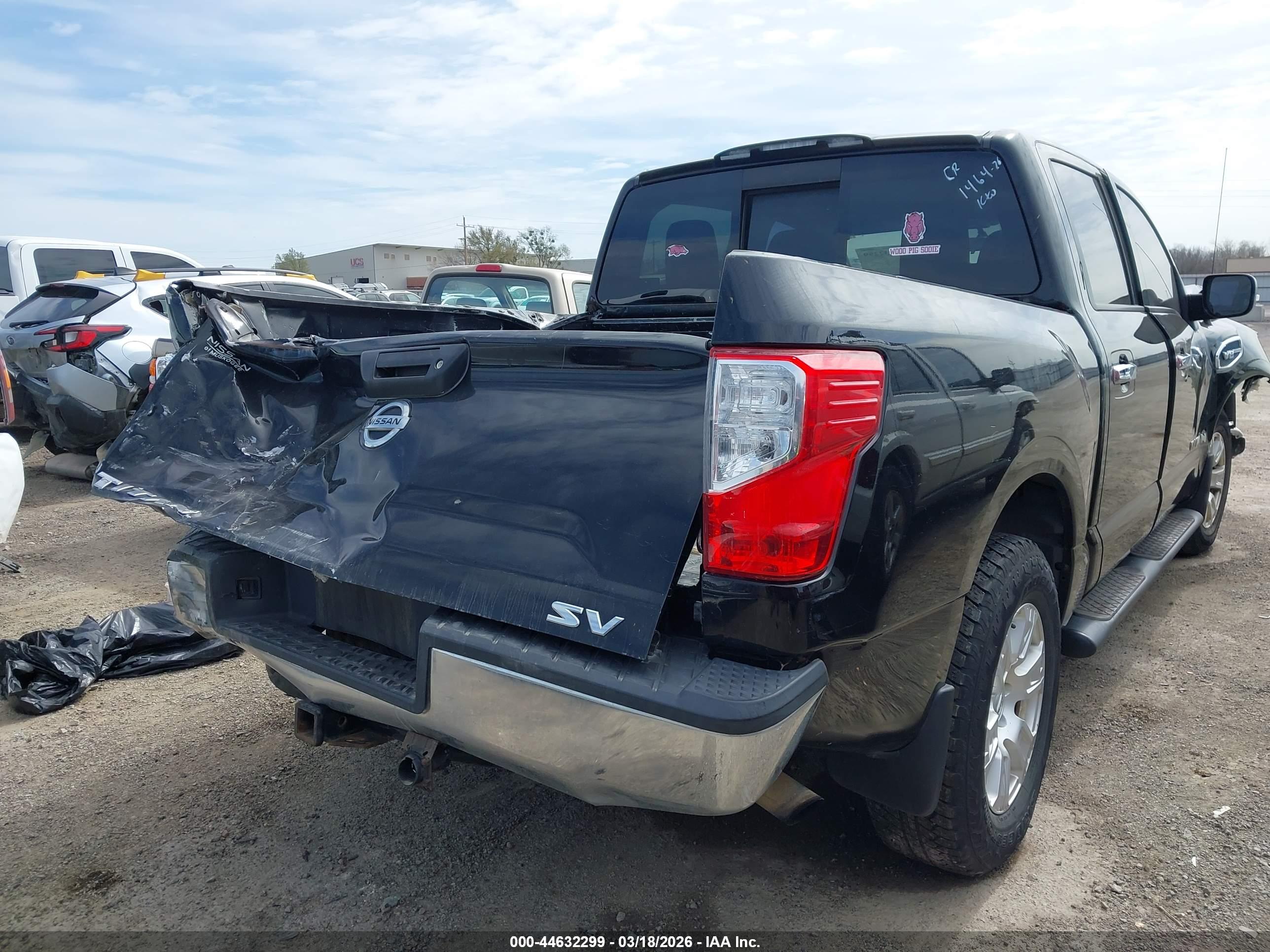 NISSAN TITAN image 4