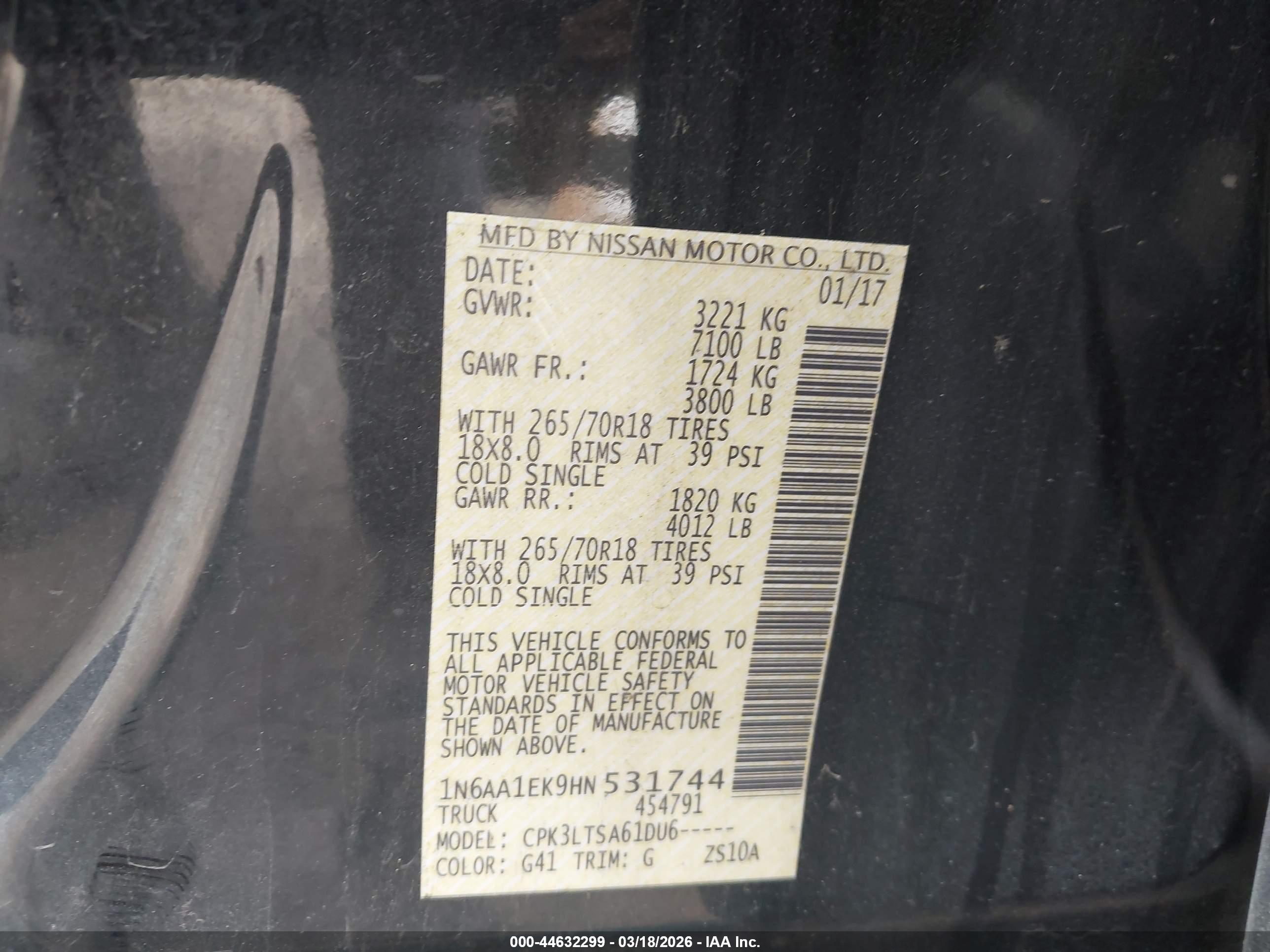 NISSAN TITAN image 9