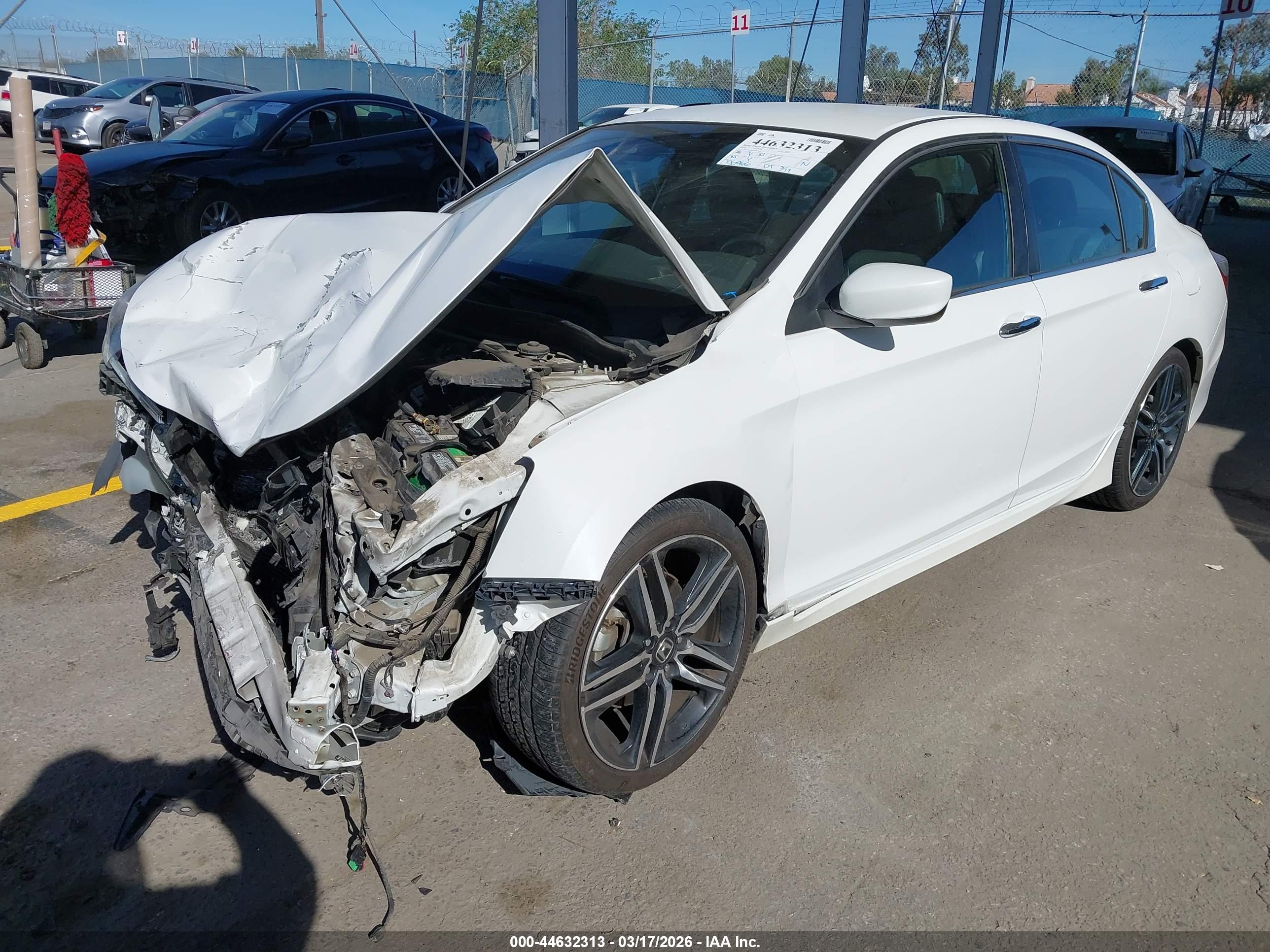 HONDA ACCORD image 2