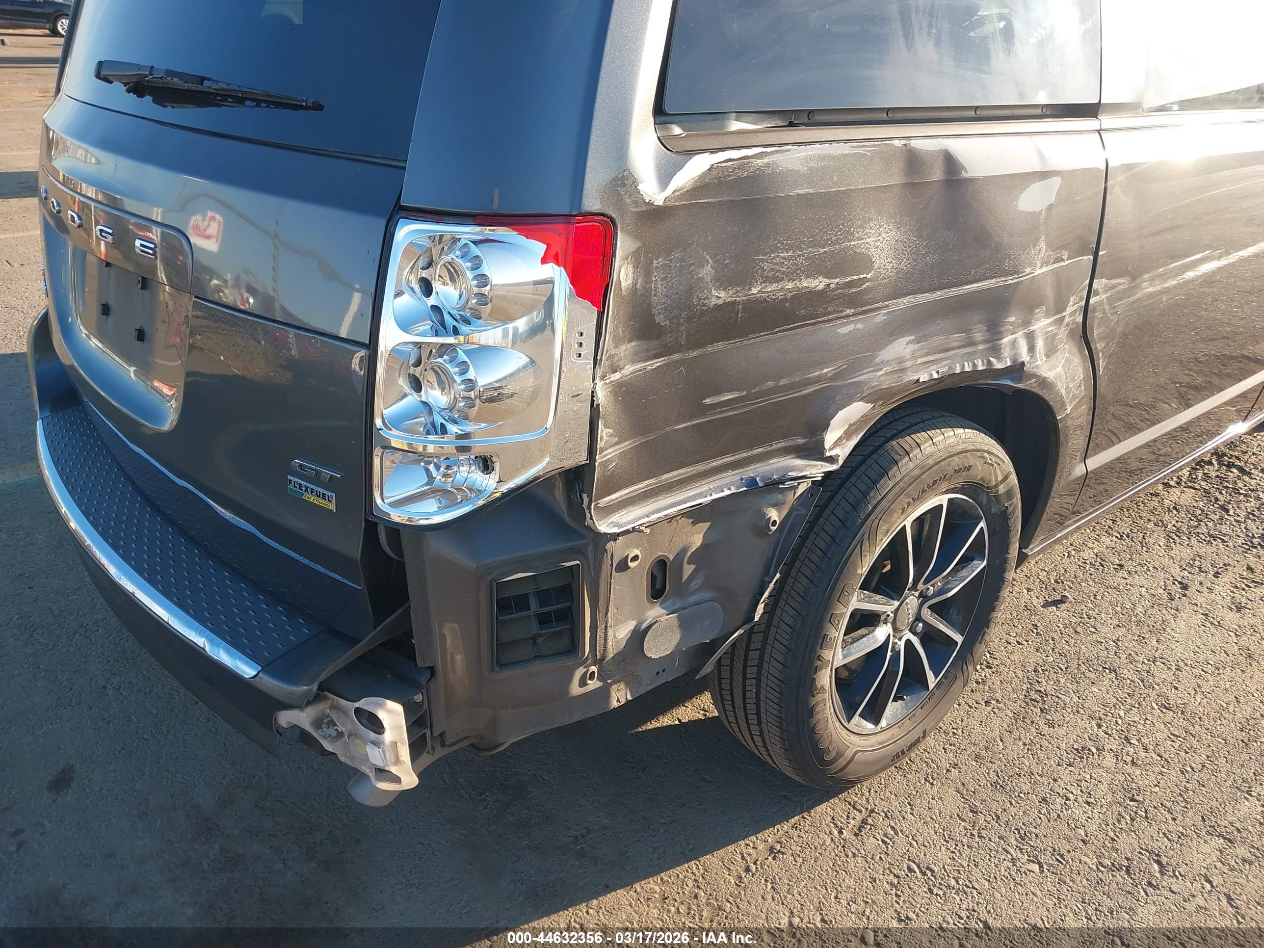 DODGE GRAND image 6