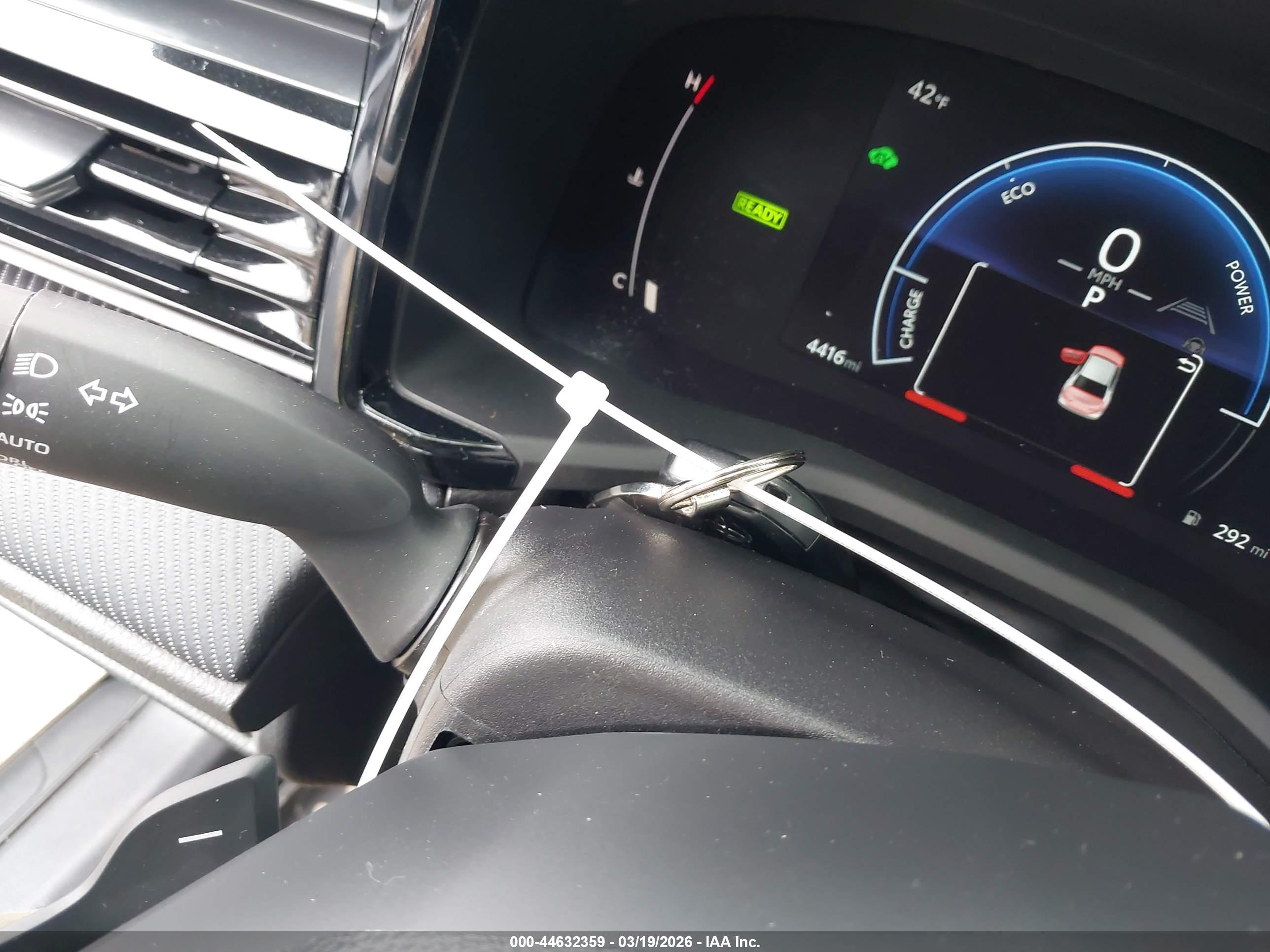 TOYOTA CAMRY image 11