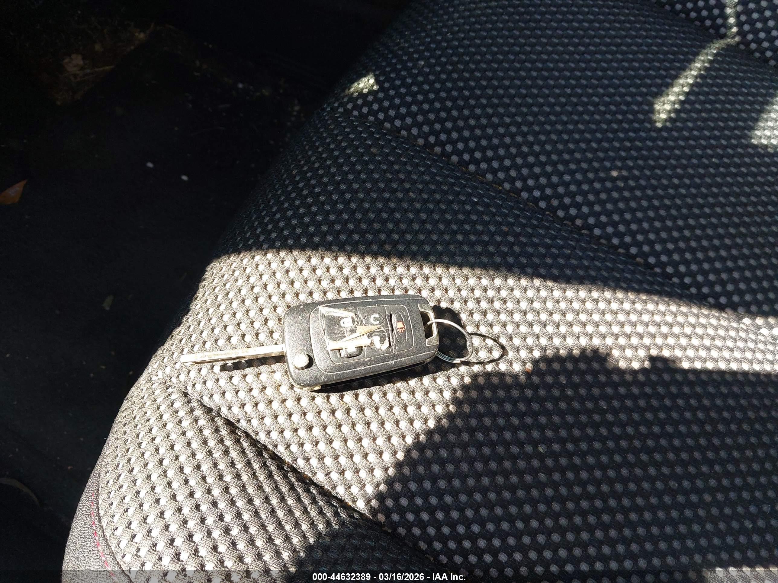 CHEVROLET EQUINOX image 11