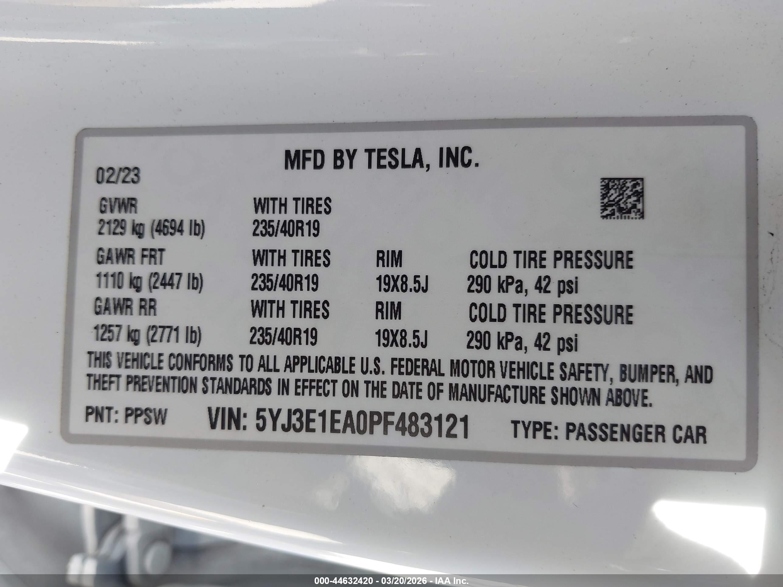 TESLA MODEL image 9