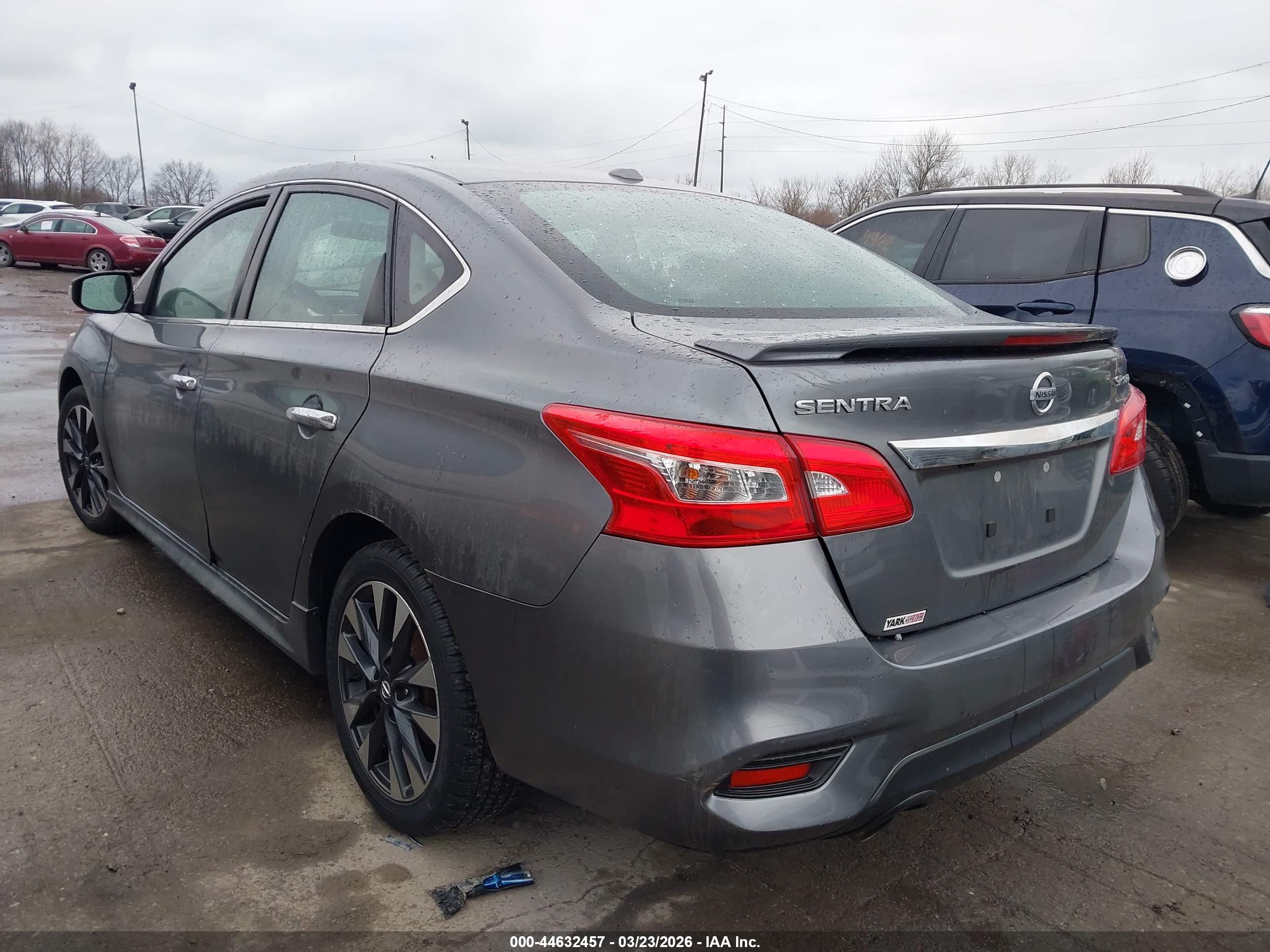 NISSAN SENTRA image 3