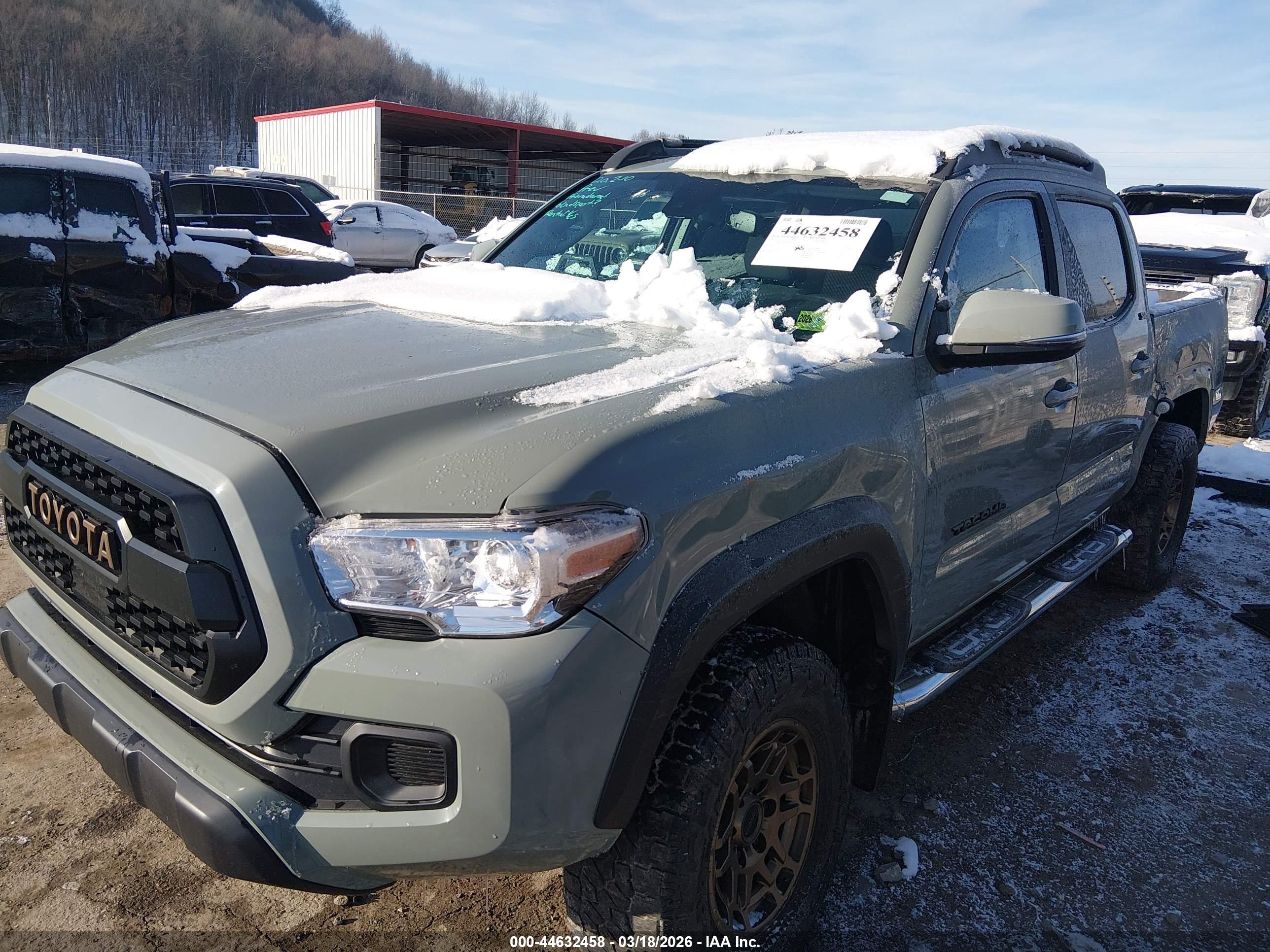 TOYOTA TACOMA image 2