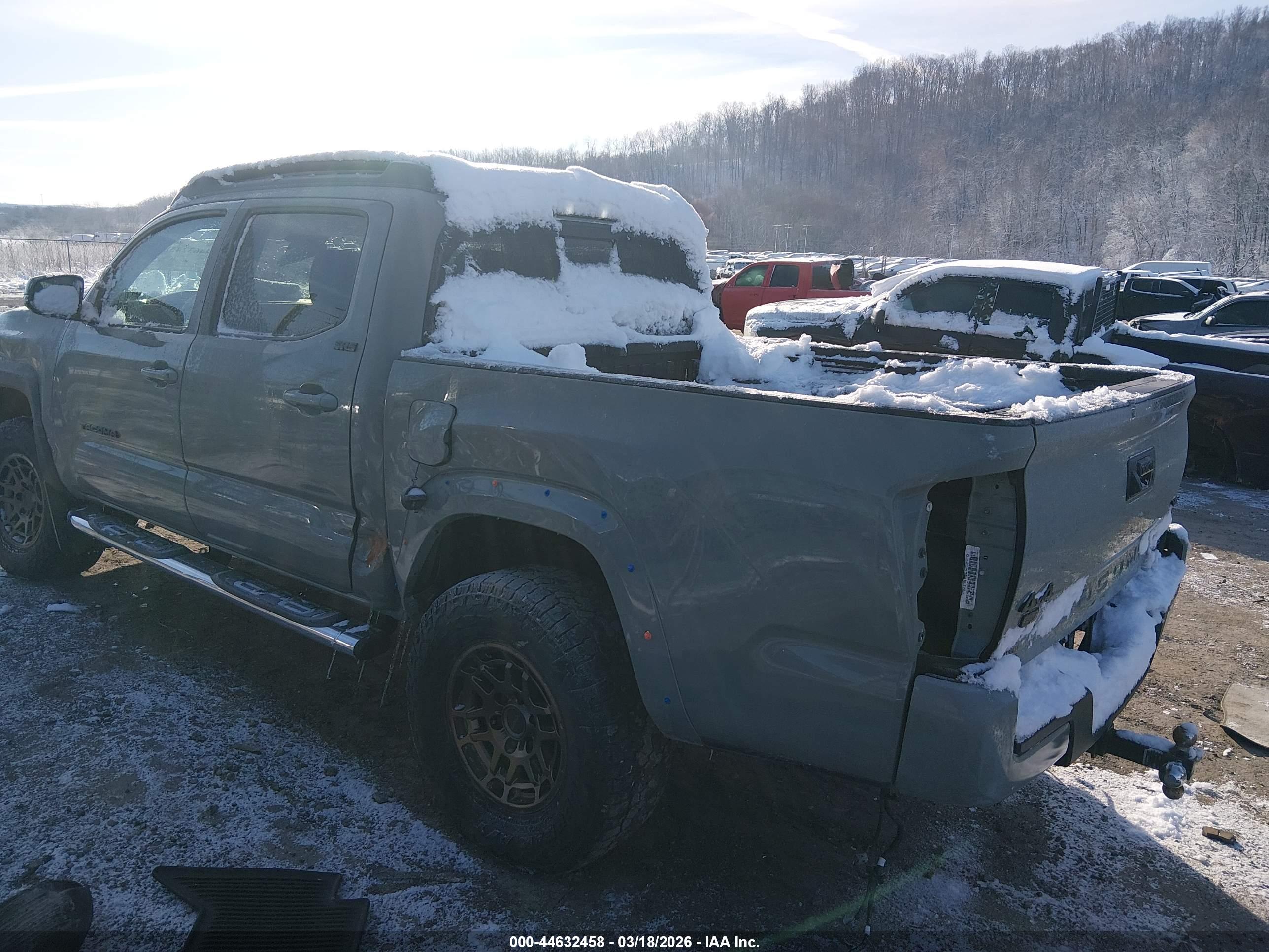 TOYOTA TACOMA image 6