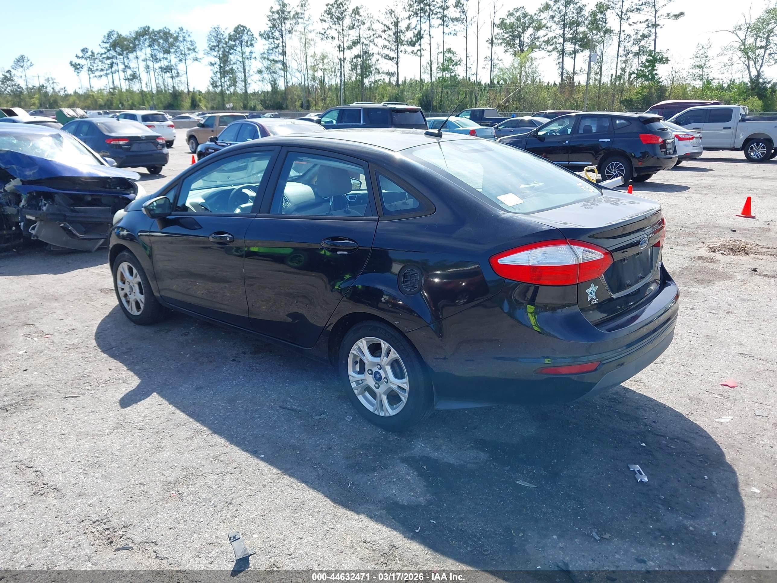 FORD FIESTA image 3