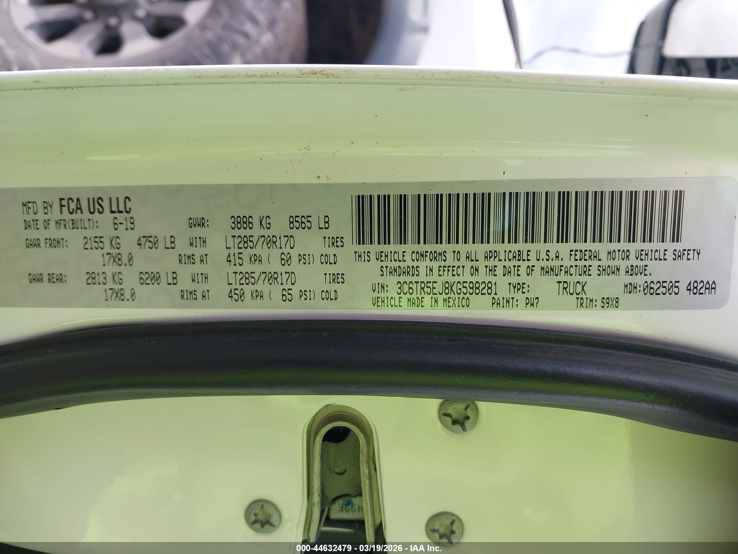 RAM 2500 image 9