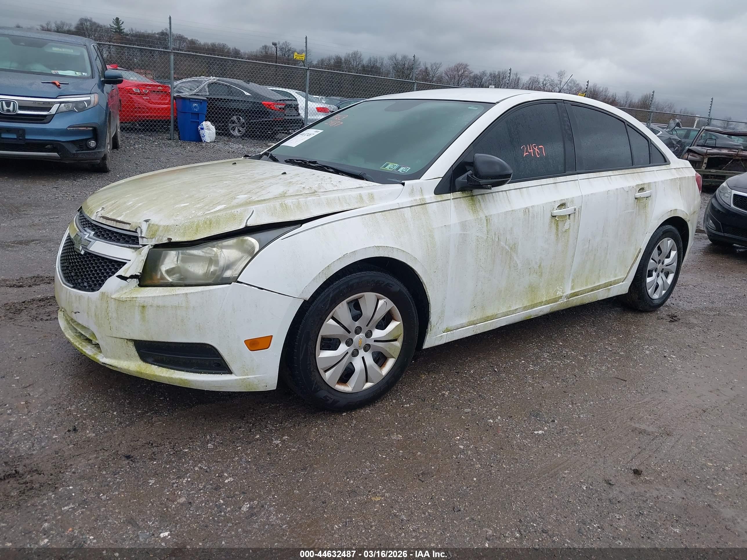 CHEVROLET CRUZE image 2