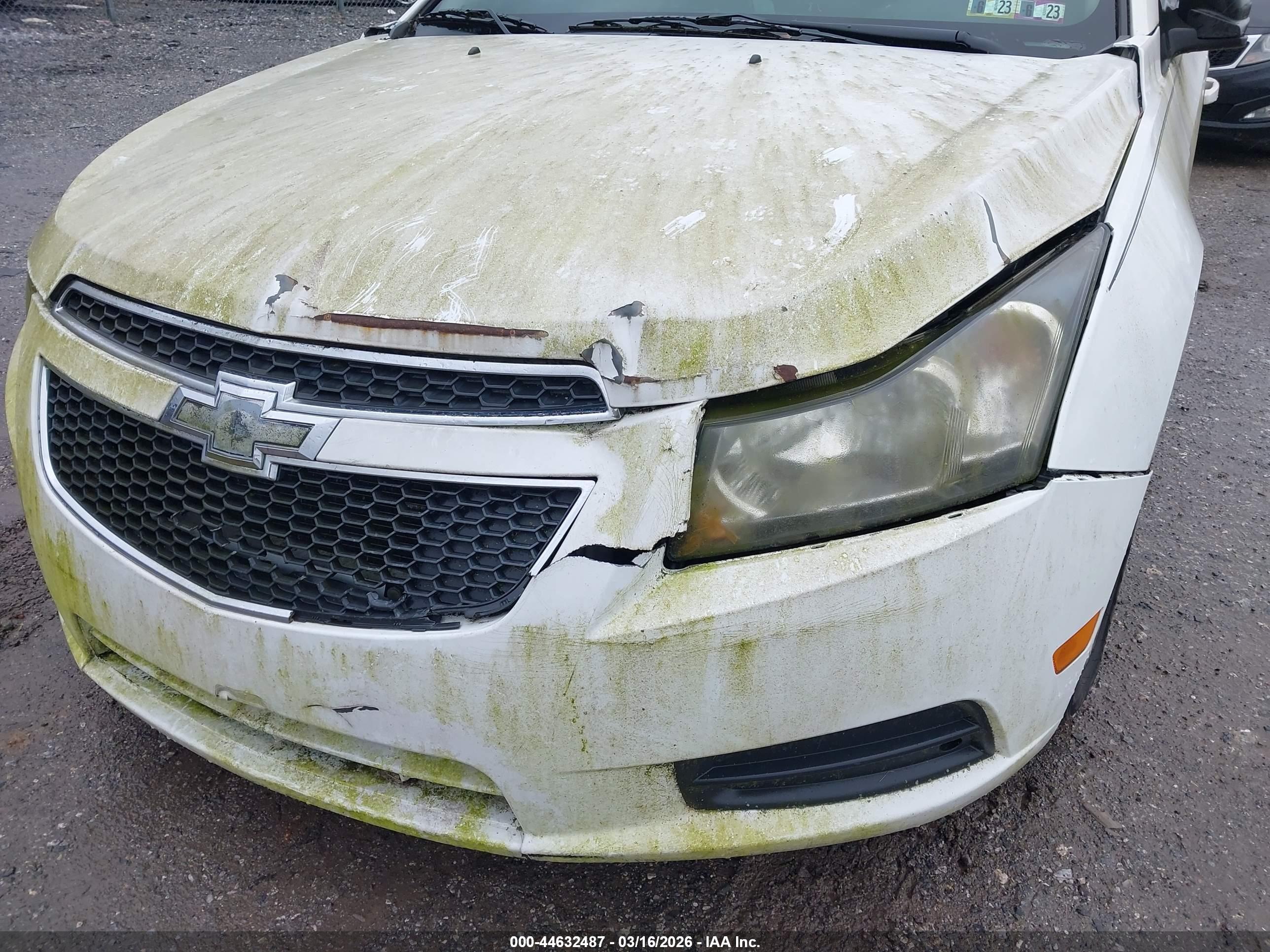 CHEVROLET CRUZE image 6