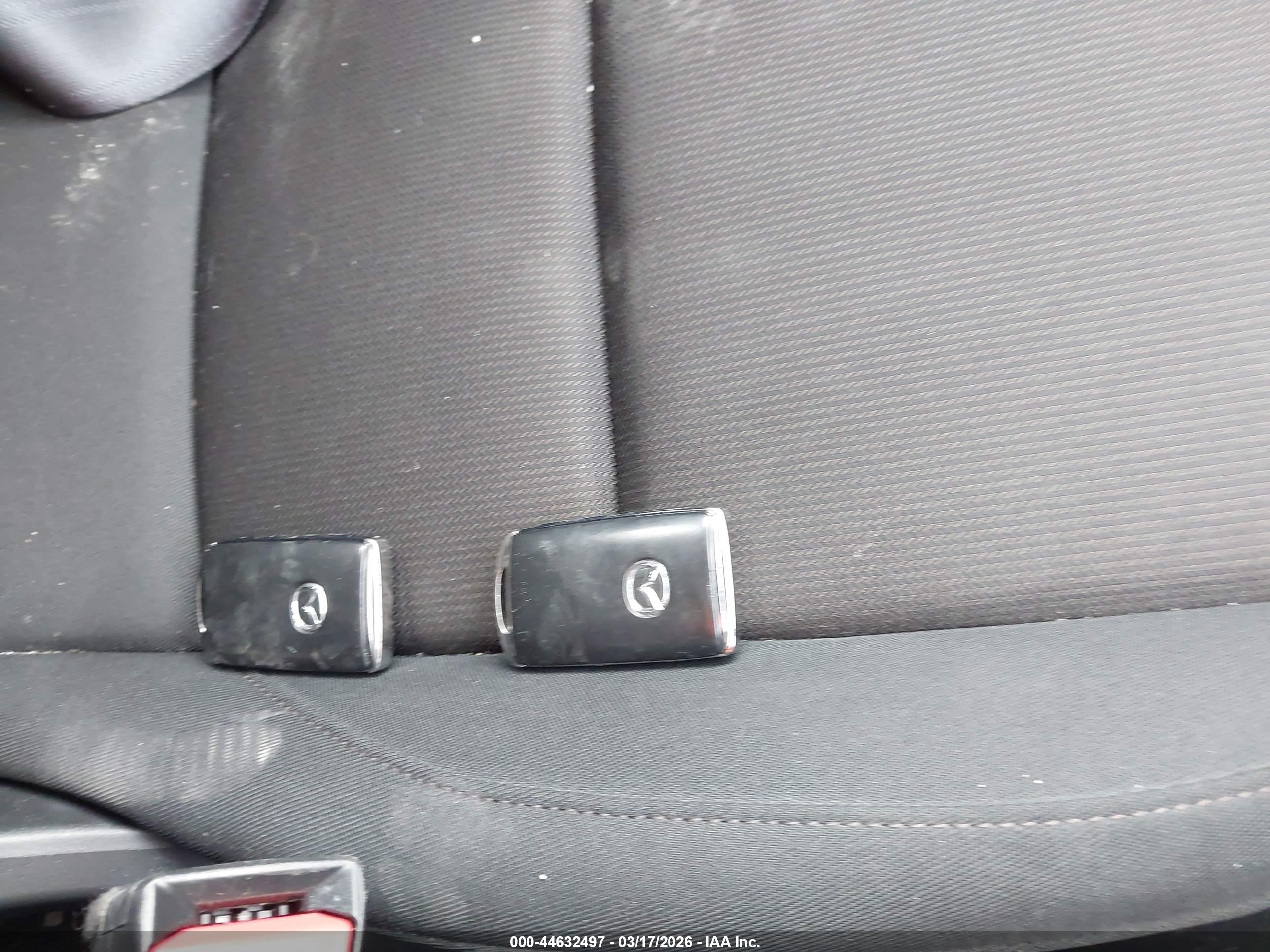 MAZDA MAZDA3 image 11