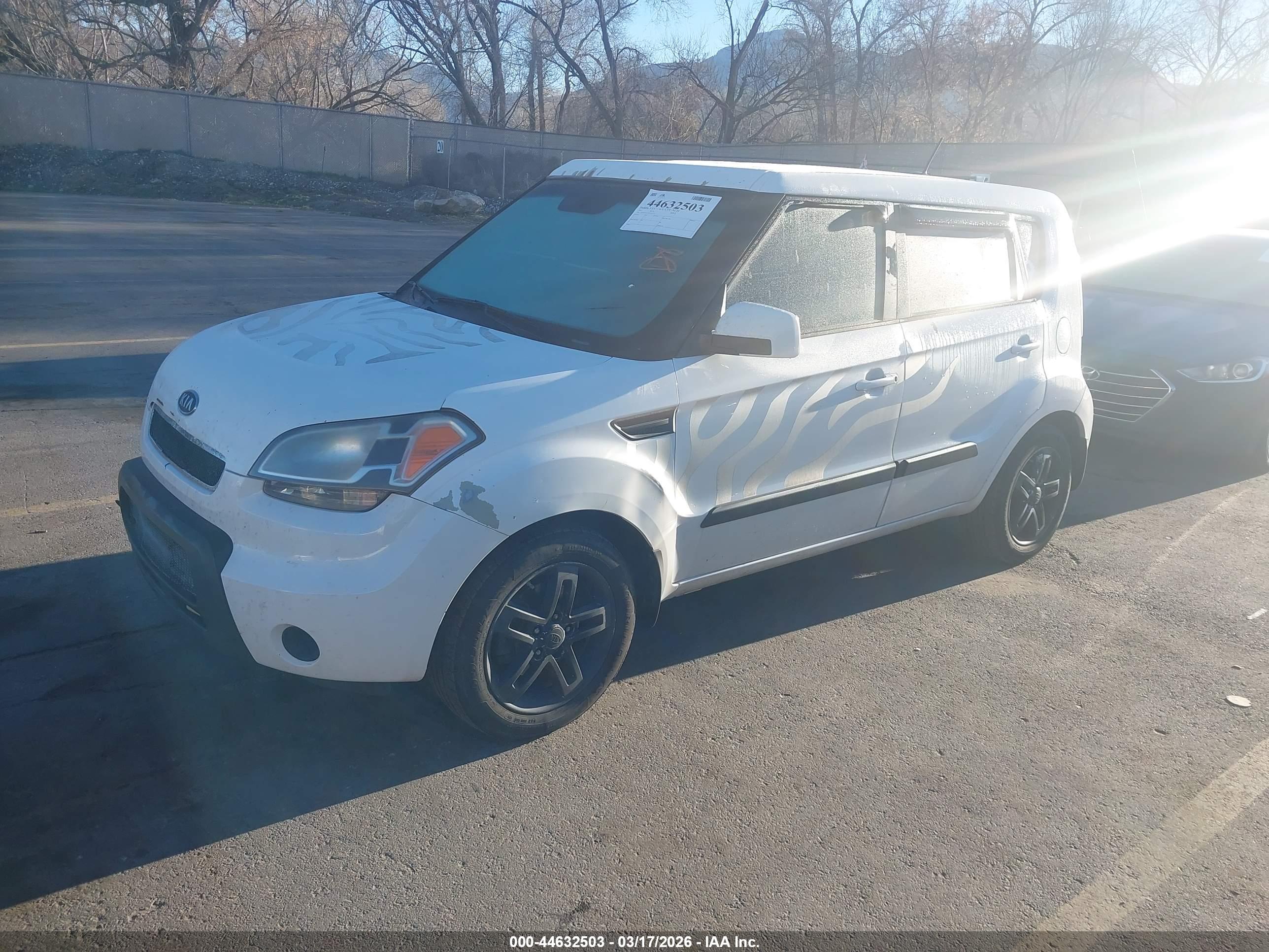 KIA SOUL image 2