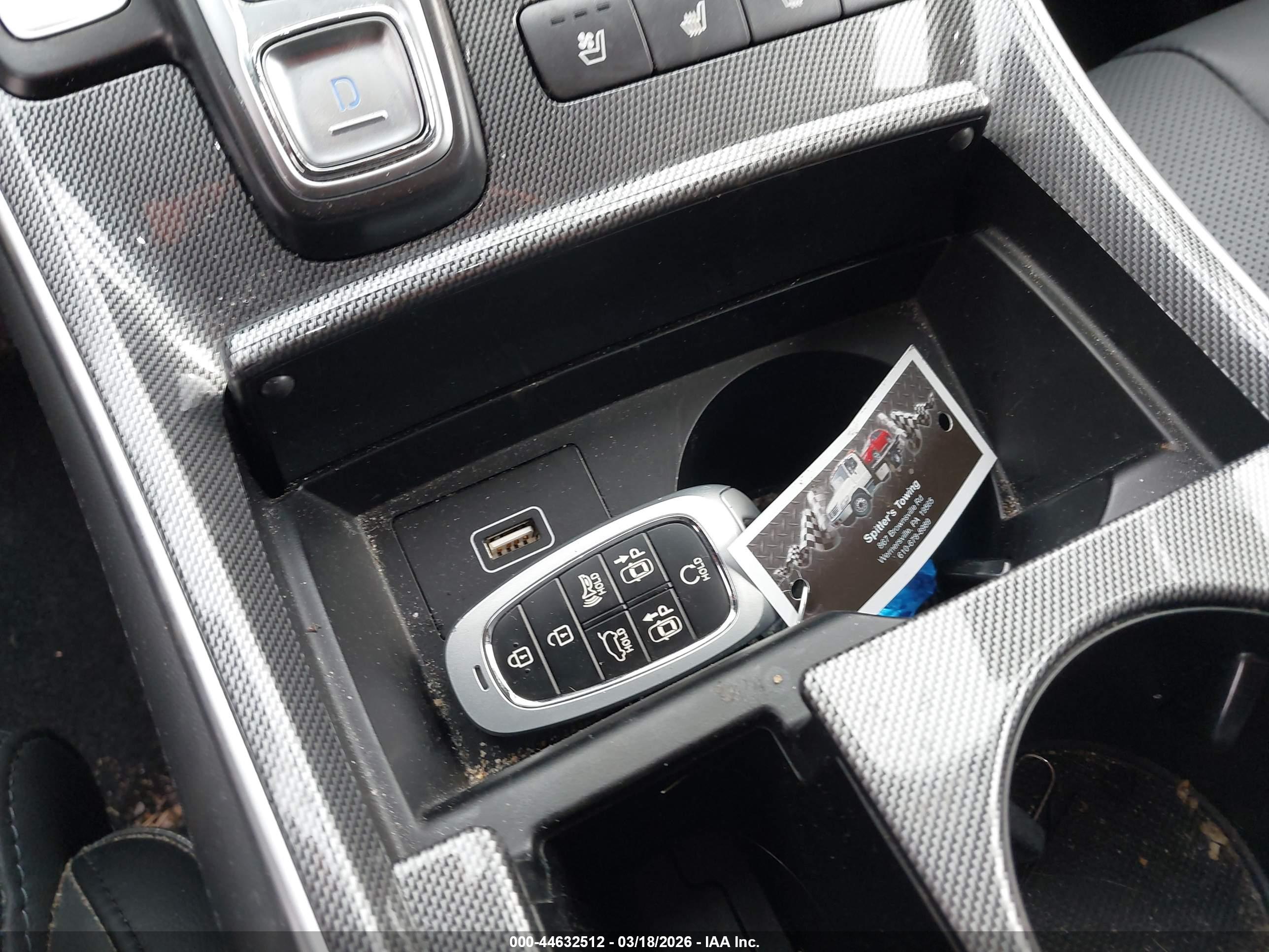 HYUNDAI SANTA image 11