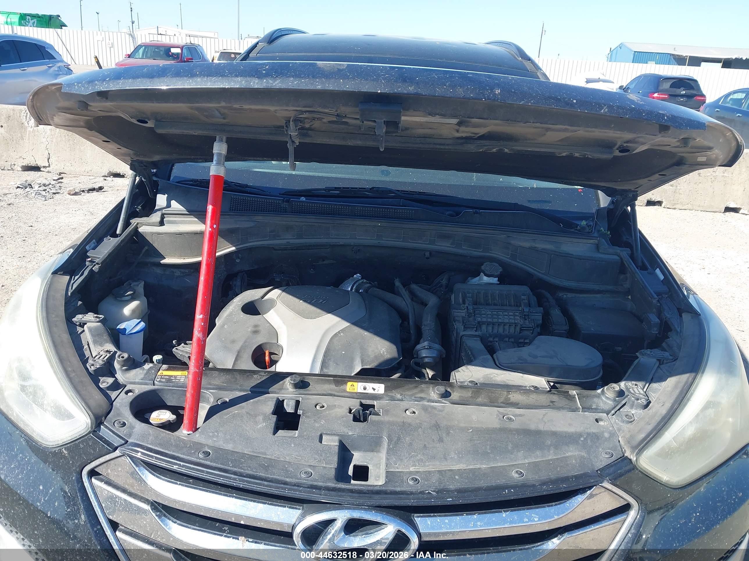 HYUNDAI SANTA image 10