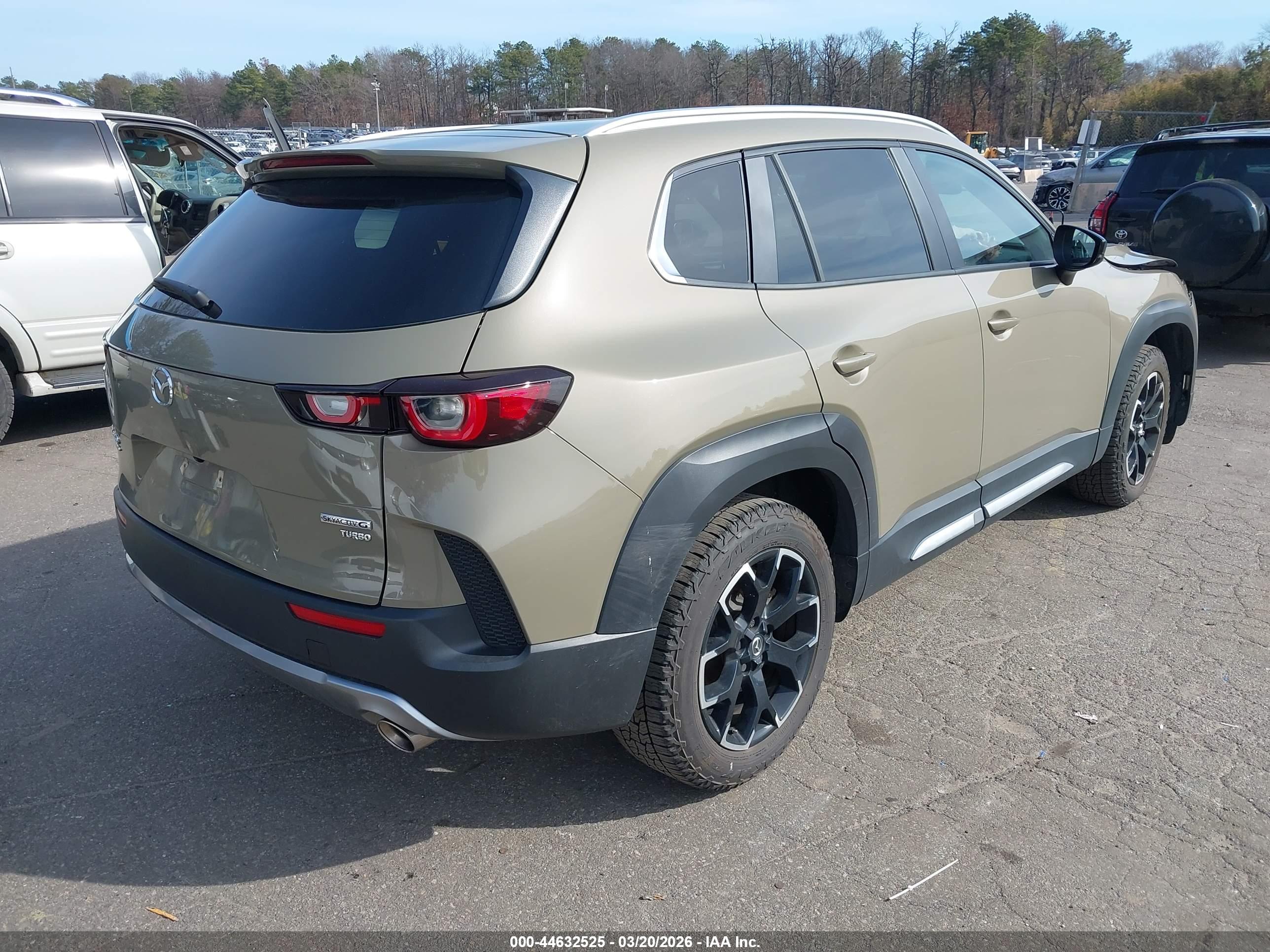 MAZDA CX-50 image 4