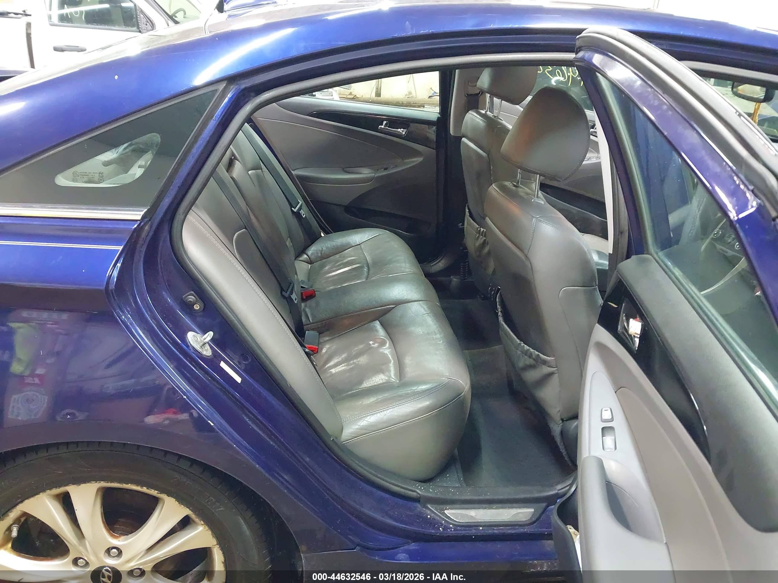 HYUNDAI SONATA image 8