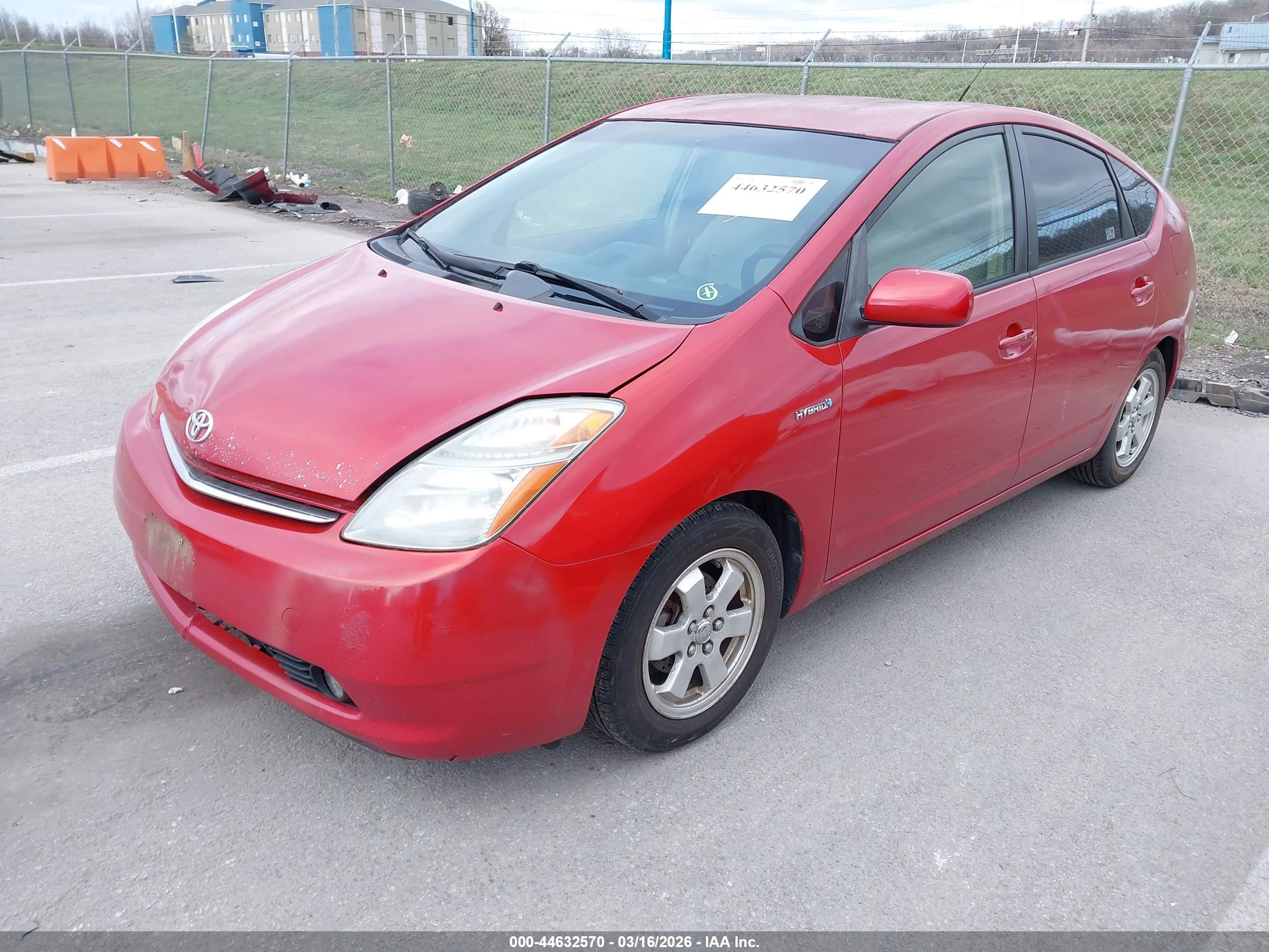 TOYOTA PRIUS image 2