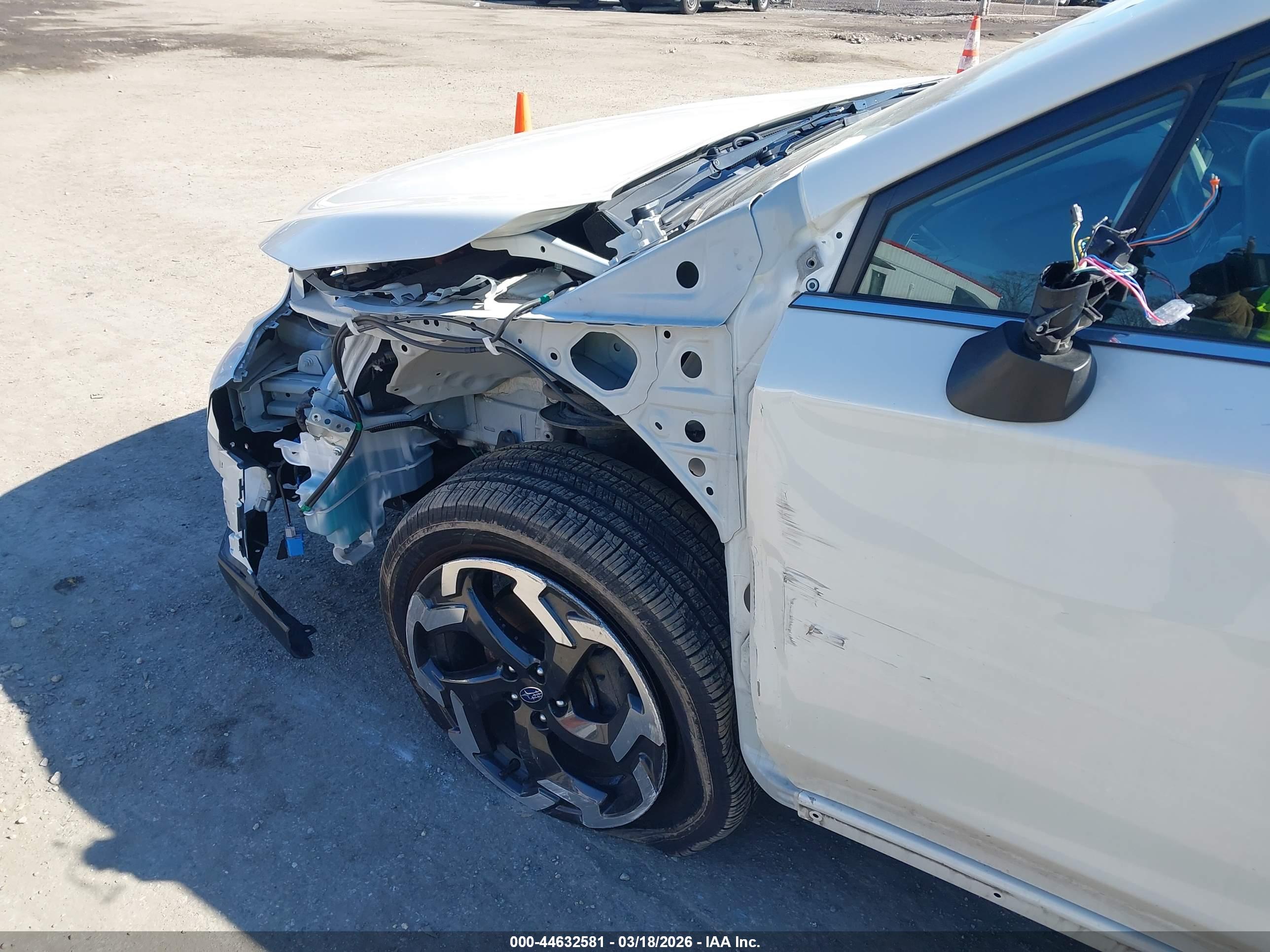 SUBARU CROSSTREK image 6