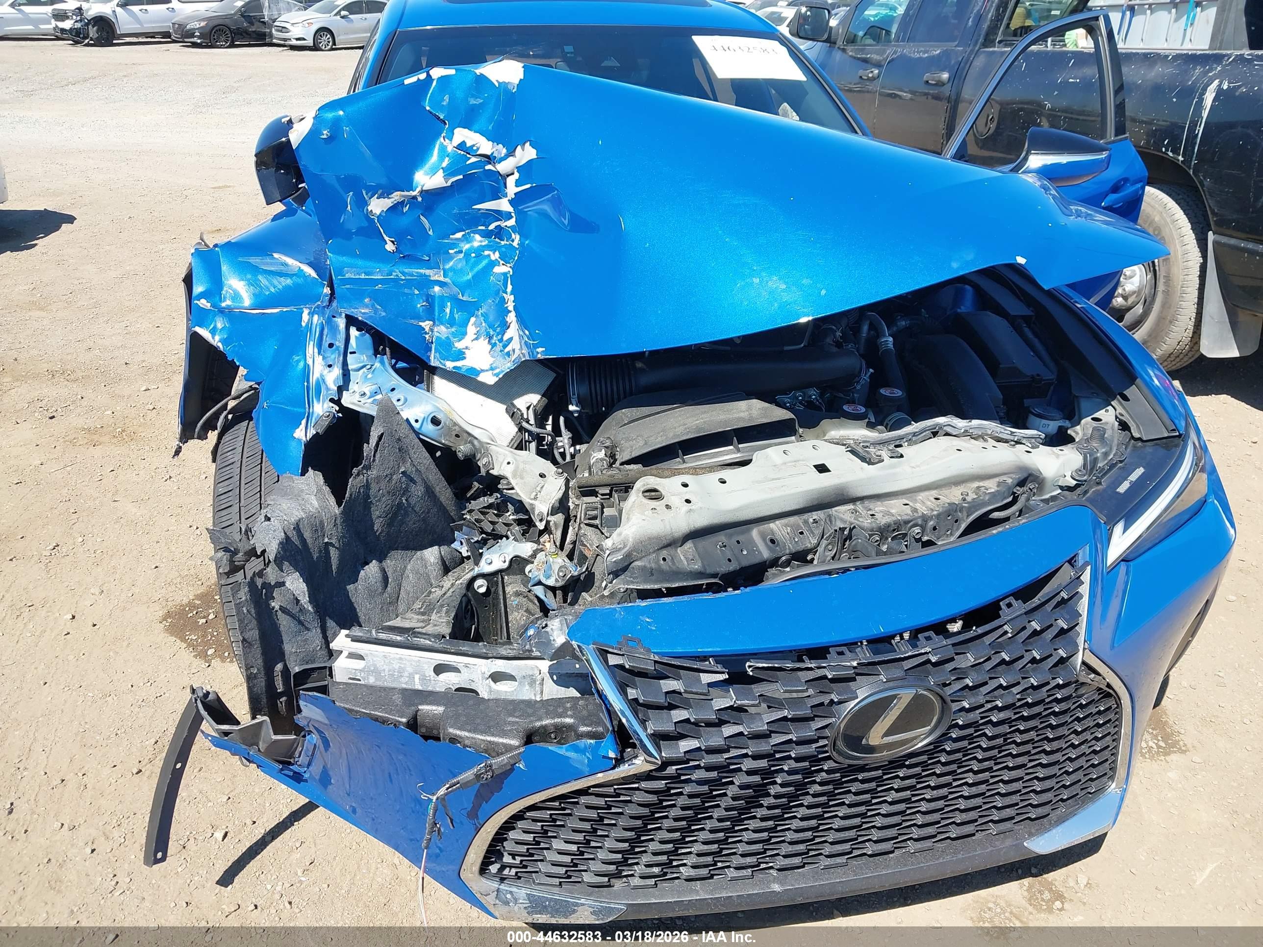 LEXUS IS image 6