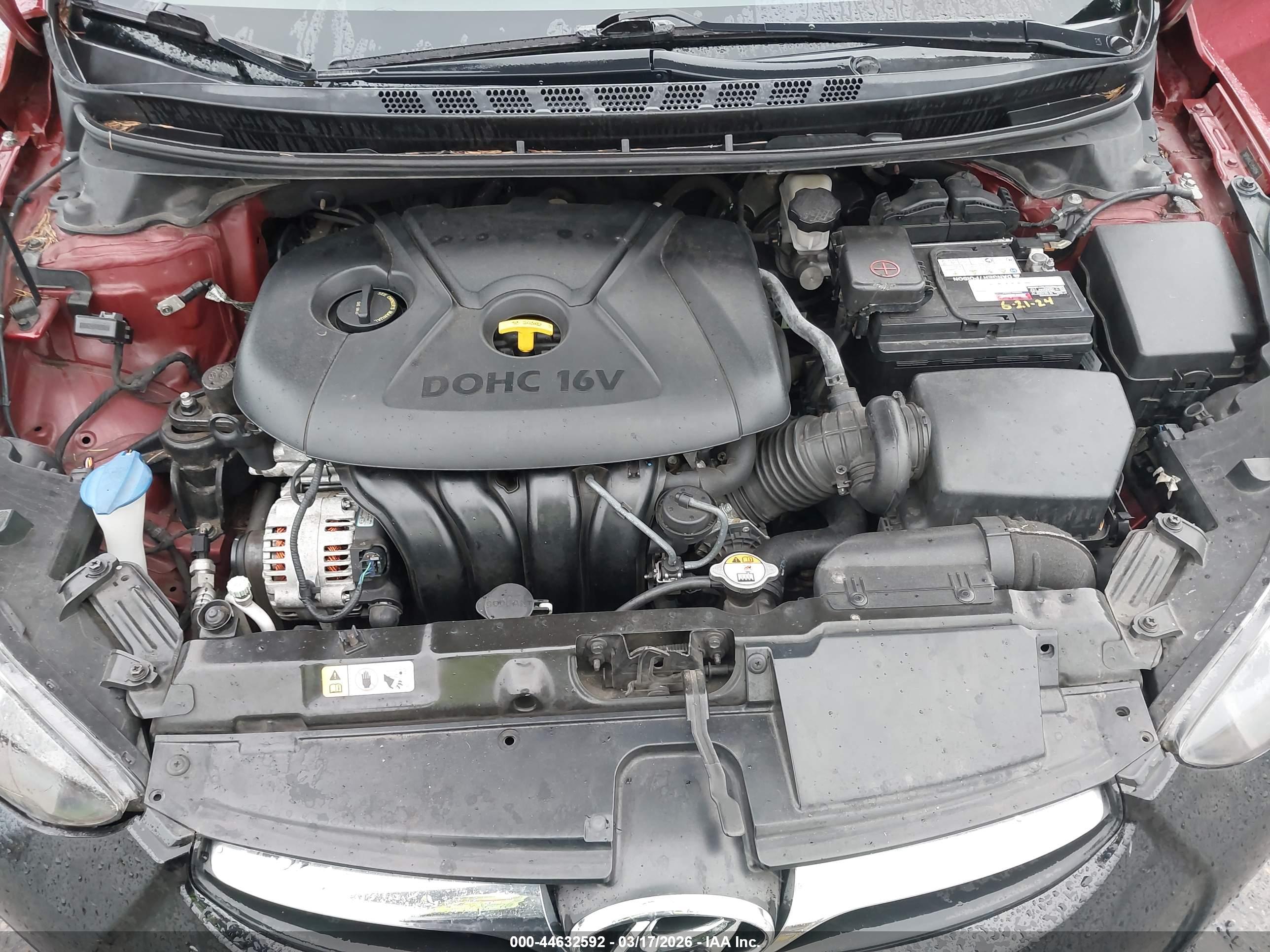 HYUNDAI ELANTRA image 10