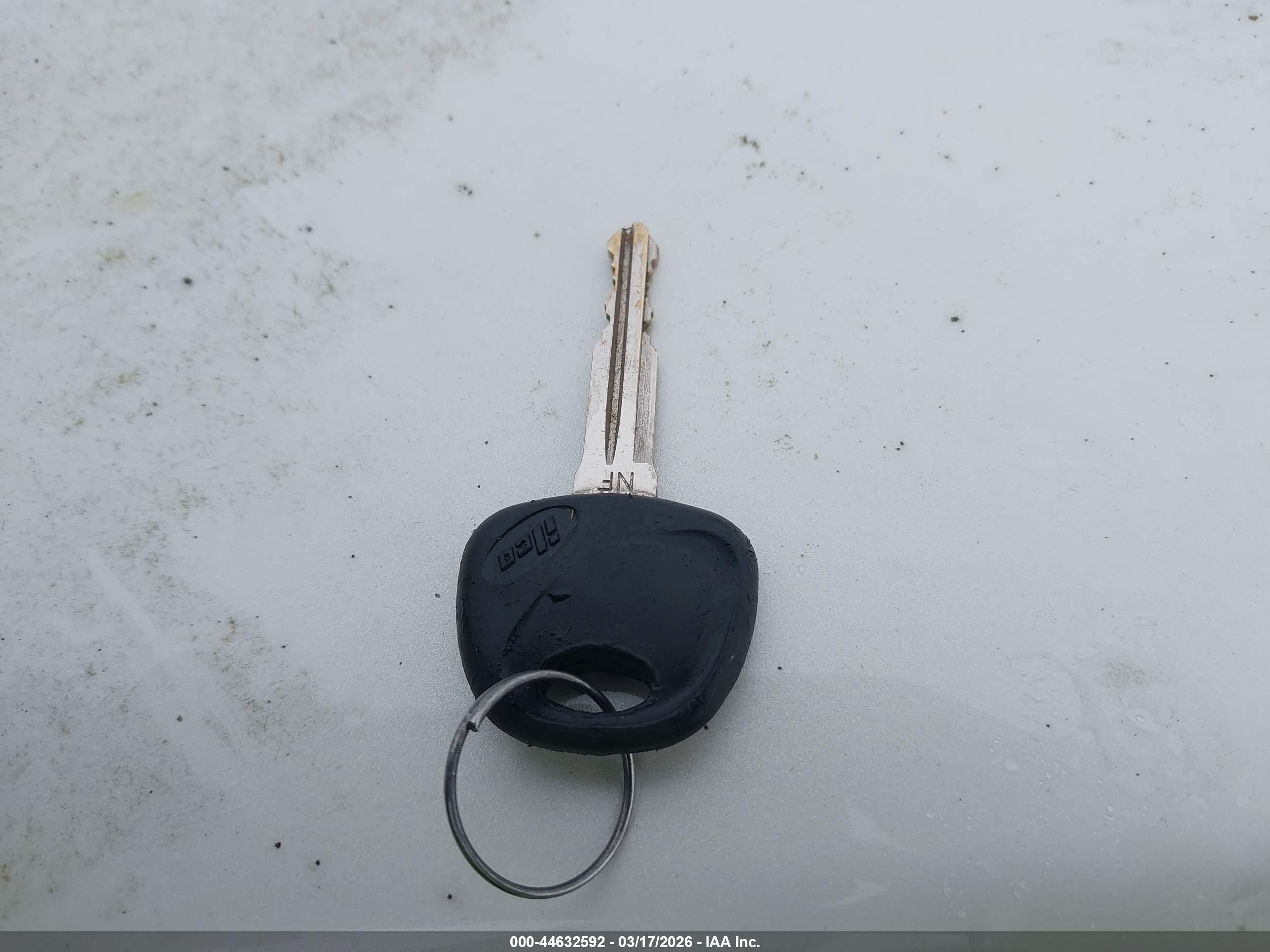 HYUNDAI ELANTRA image 11