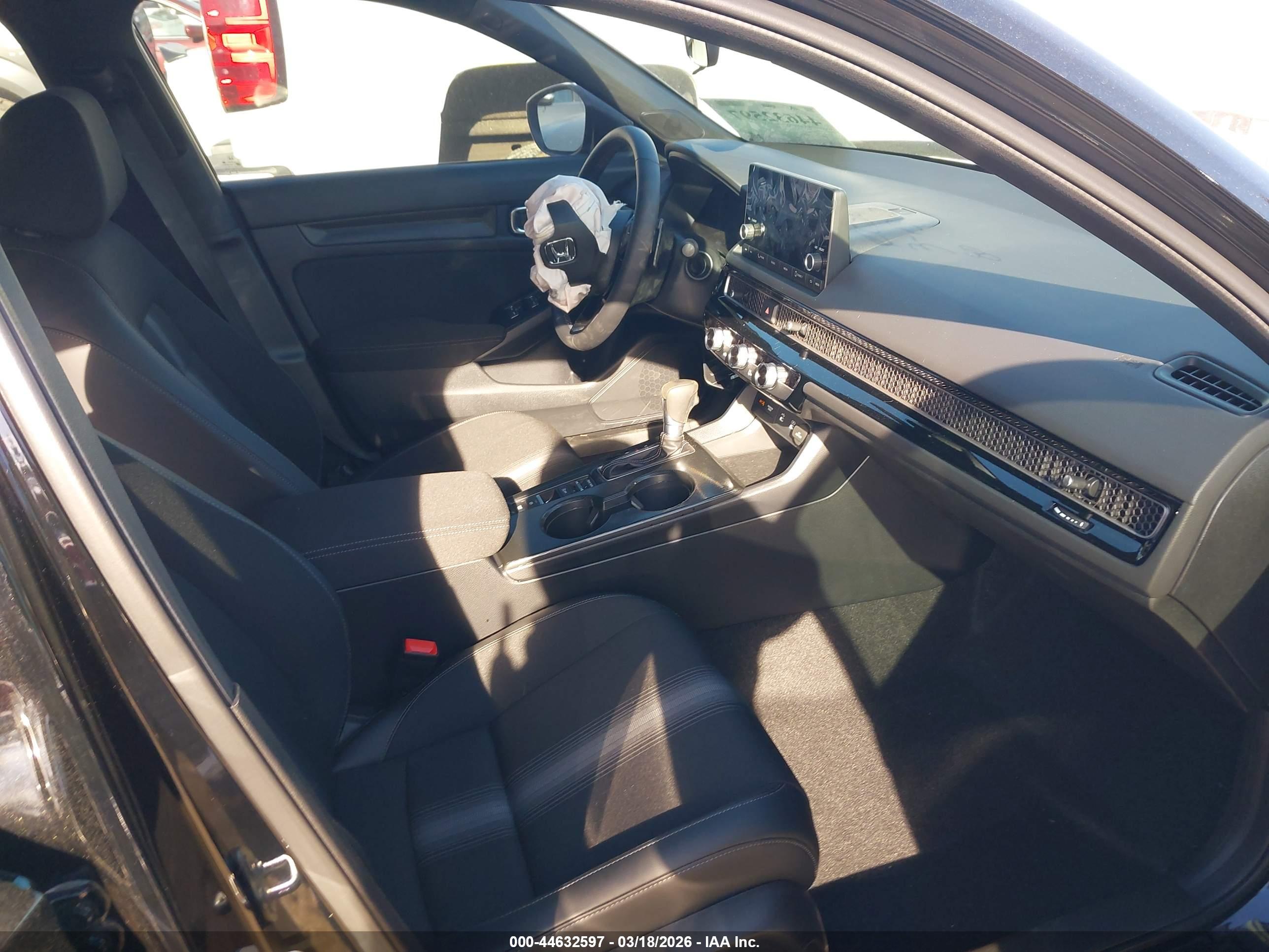 HONDA CIVIC image 5