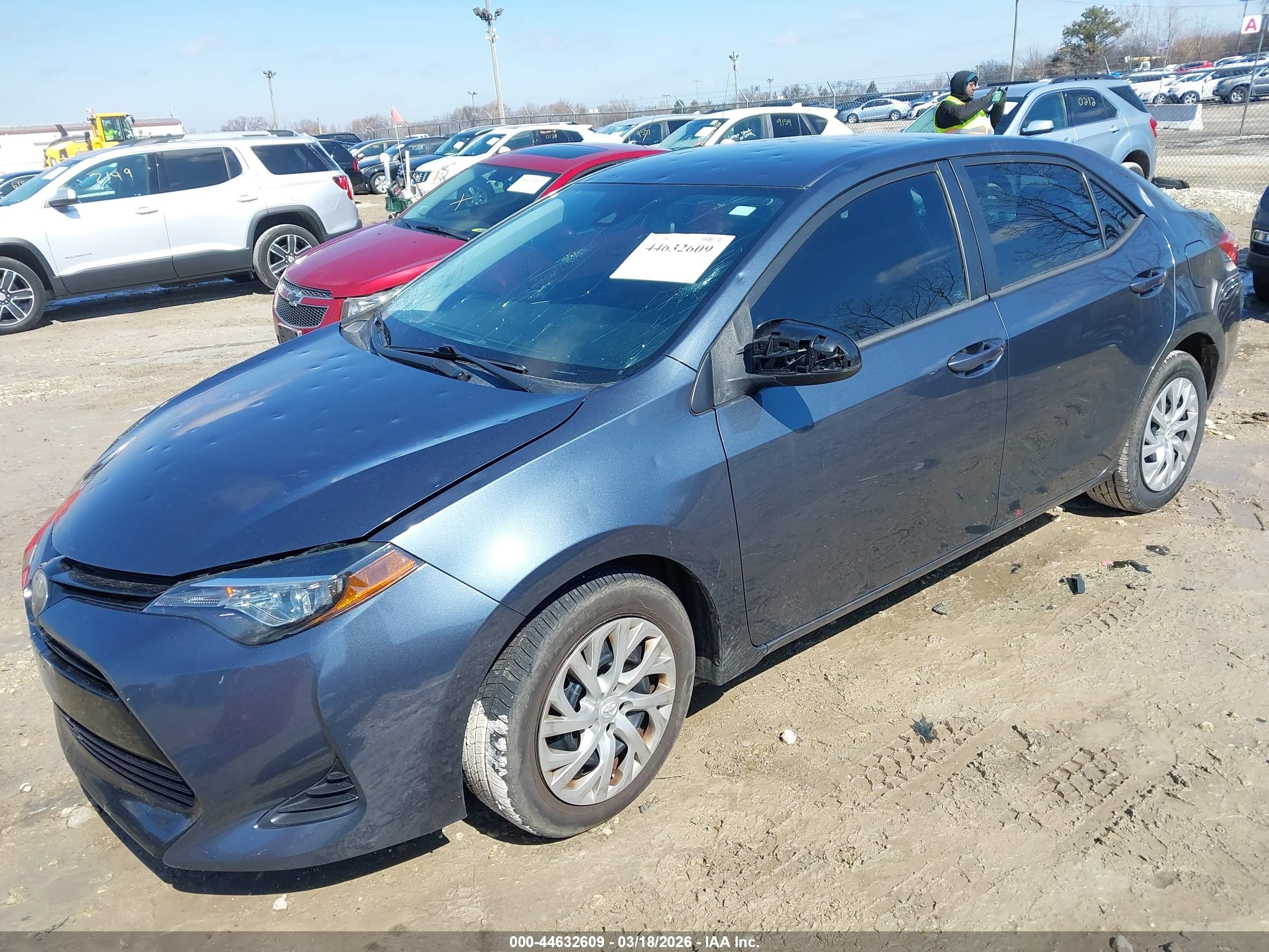 TOYOTA COROLLA image 2