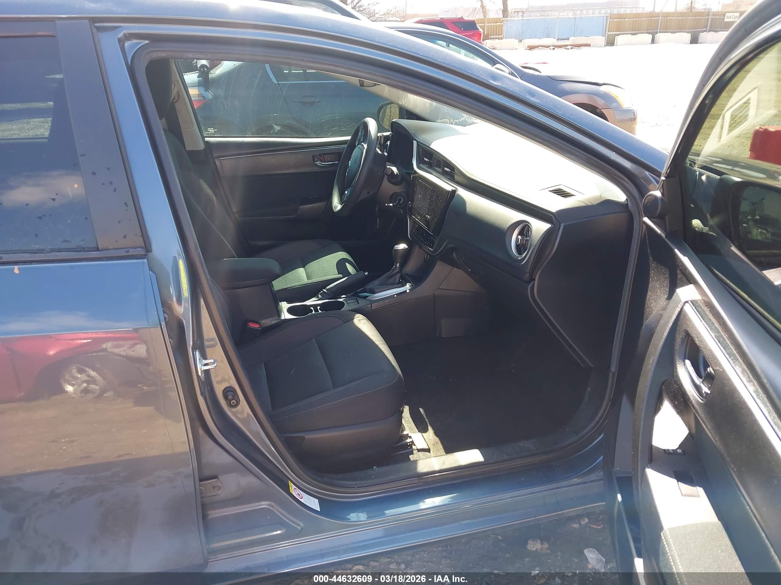 TOYOTA COROLLA image 5