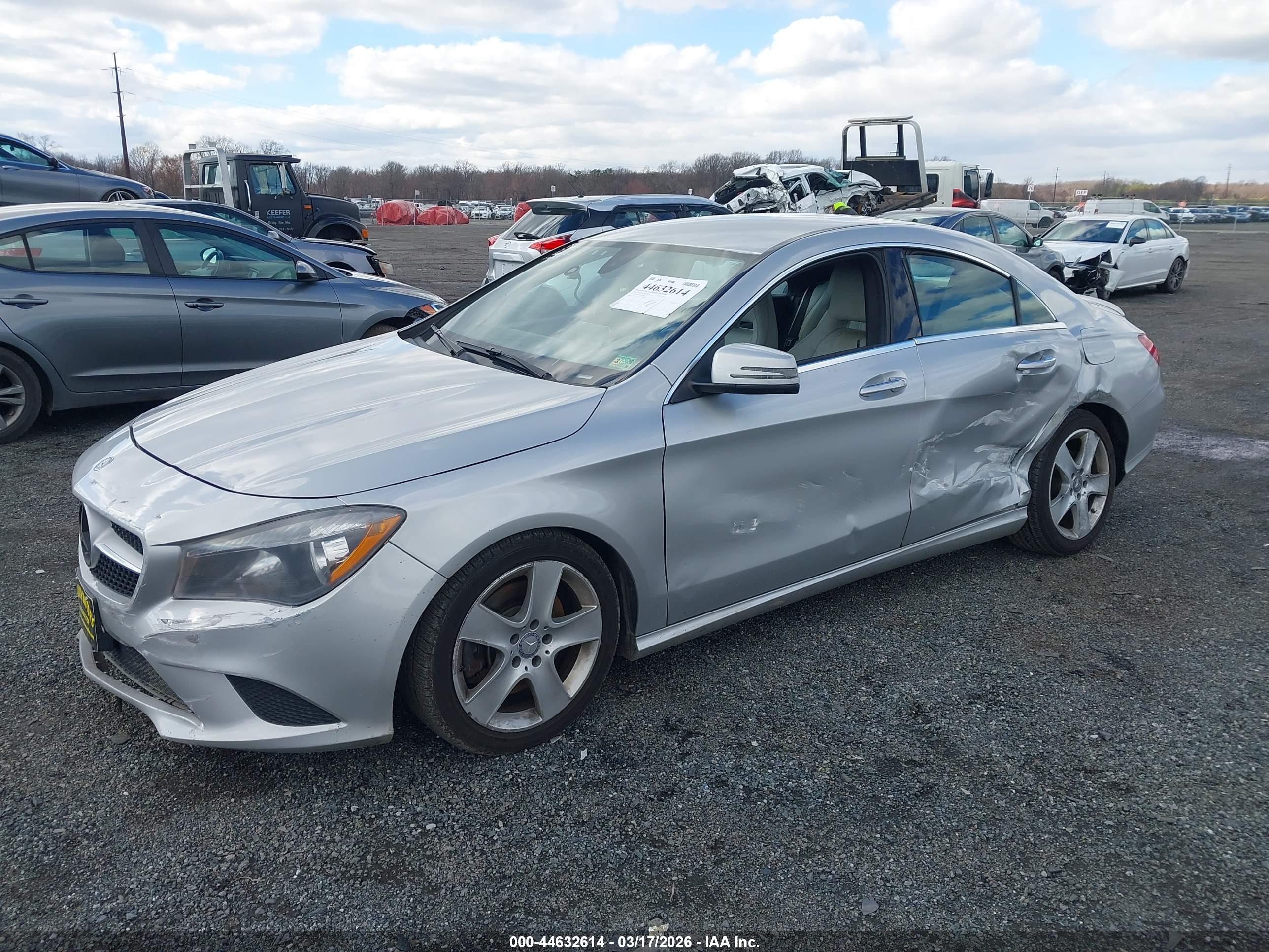 MERCEDES-BENZ CLA image 2