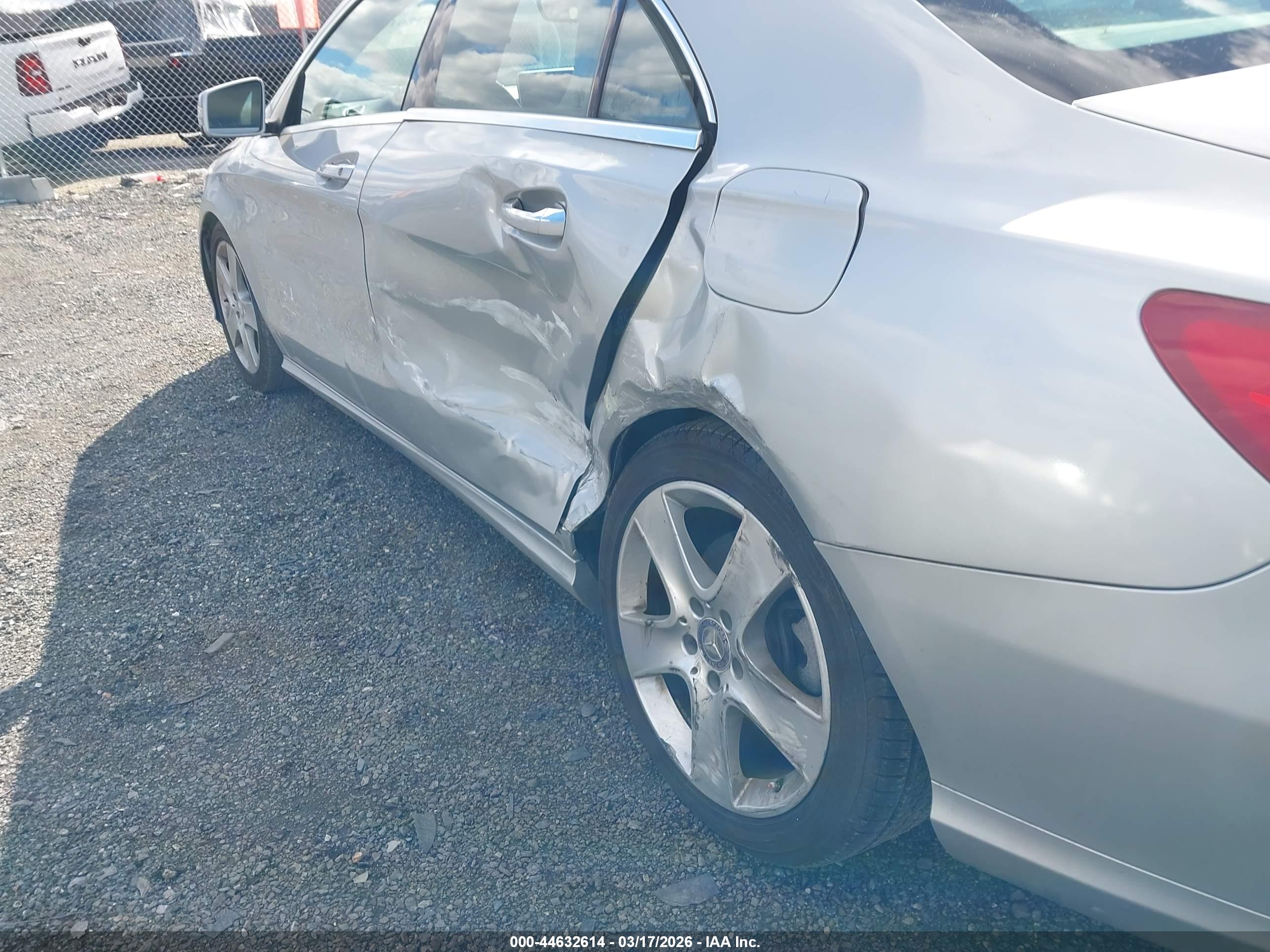 MERCEDES-BENZ CLA image 6