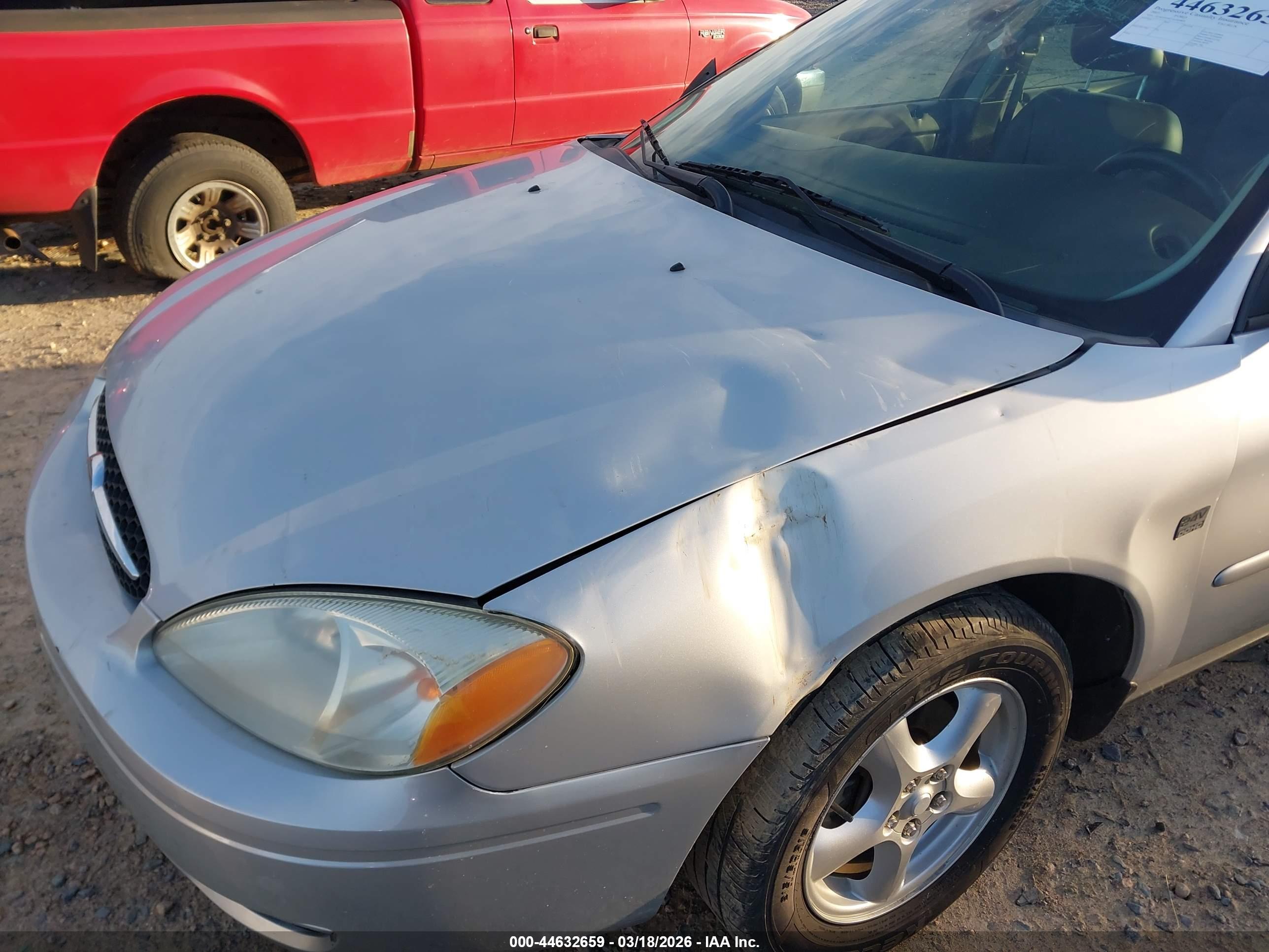 FORD TAURUS image 6