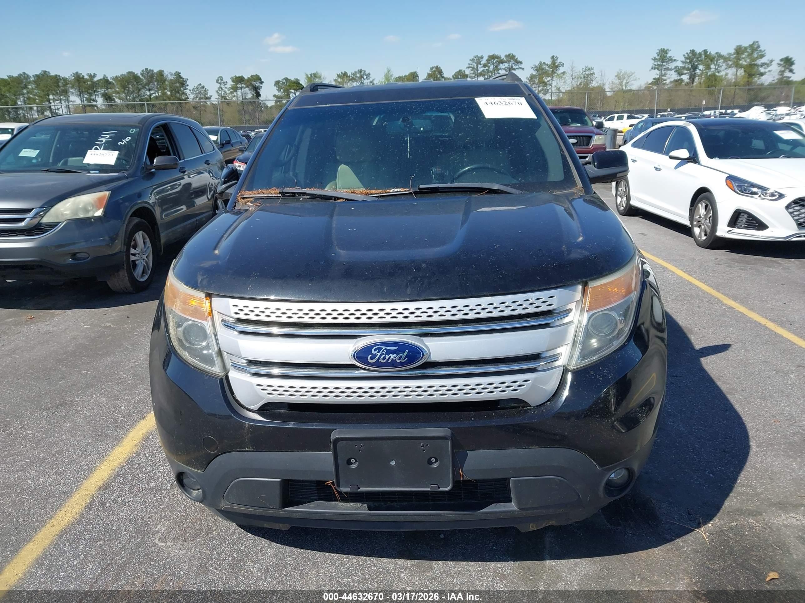 FORD EXPLORER image 6