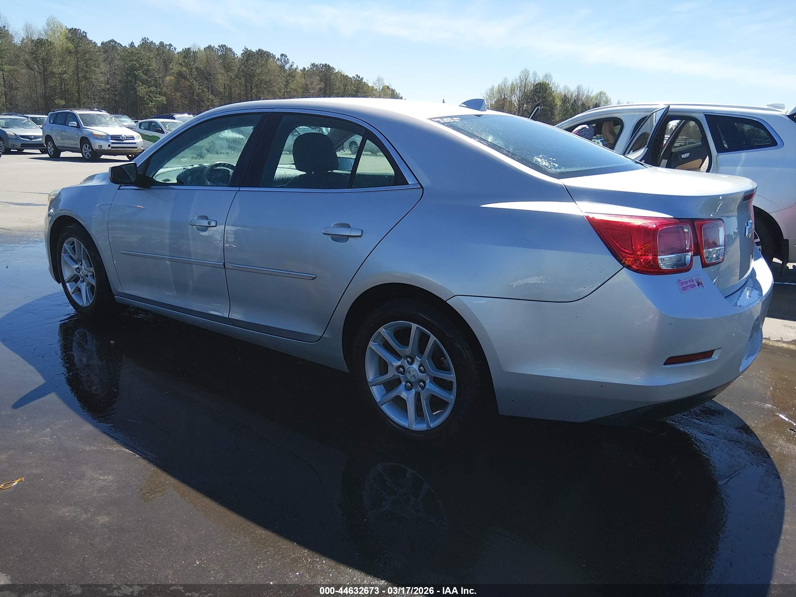 CHEVROLET MALIBU image 3